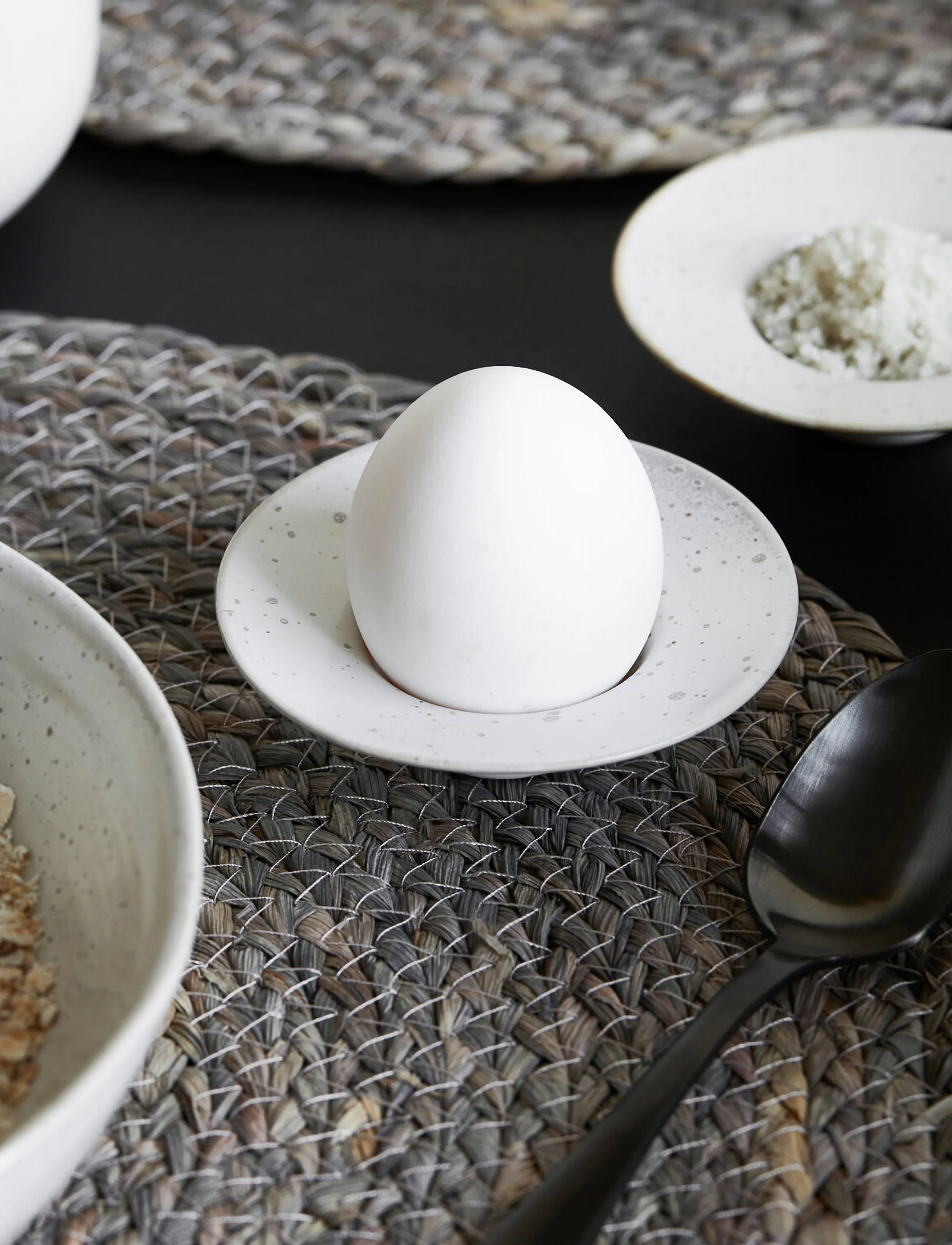 house doctor - Egg cup, HDPion, Grey, White - Æggebægre - grey - 3