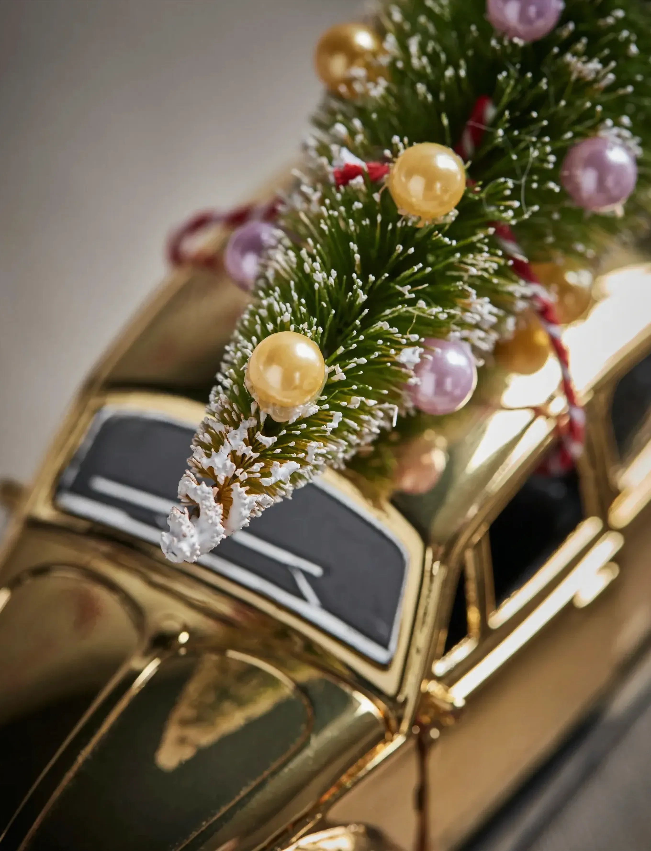 house doctor - Decoration, HDXmas car, Golden - jõulukaunistused - gold - 3