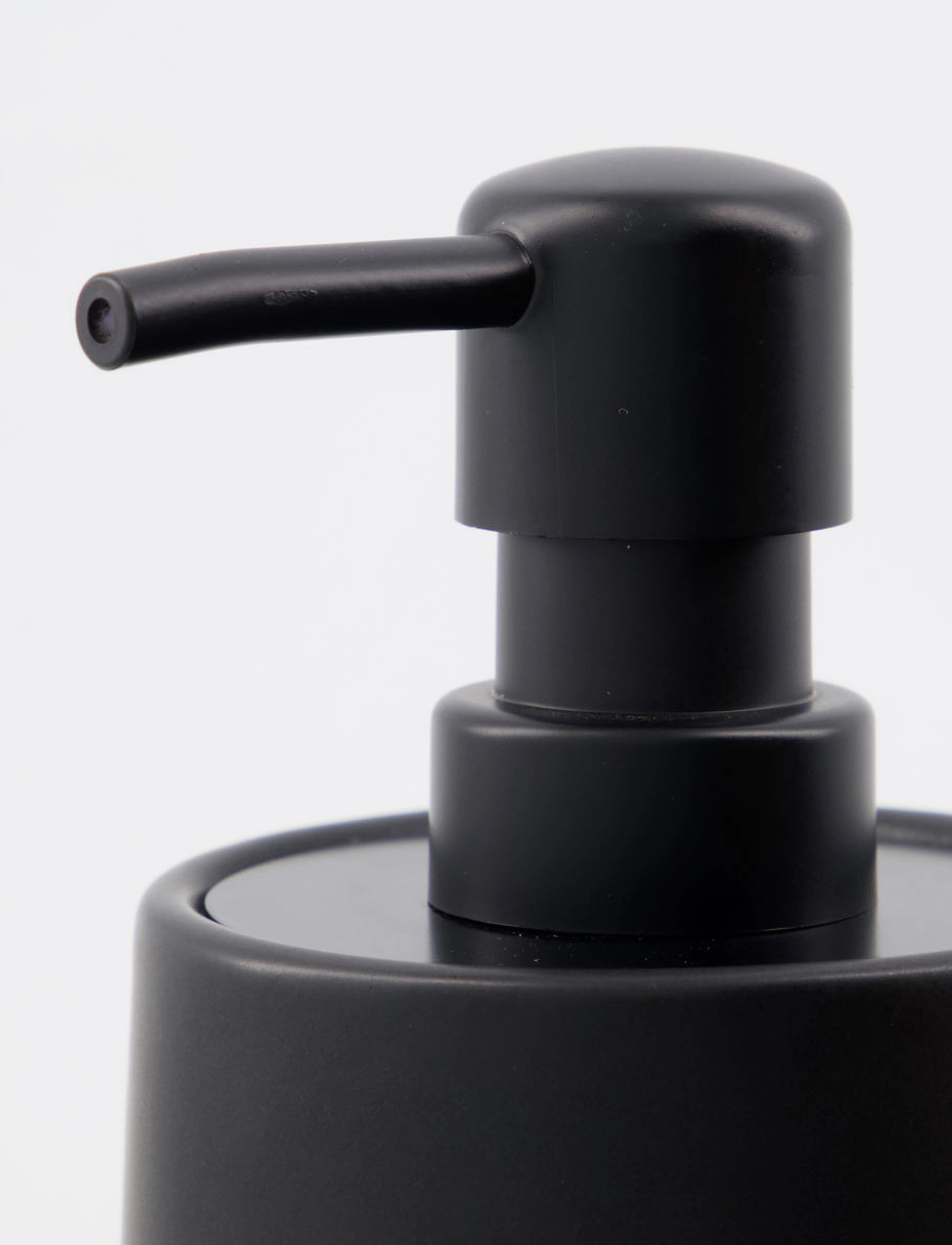 house doctor - Soap dispenser, HDEdga, Black - seebidosaatorid ja -alused - black - 3