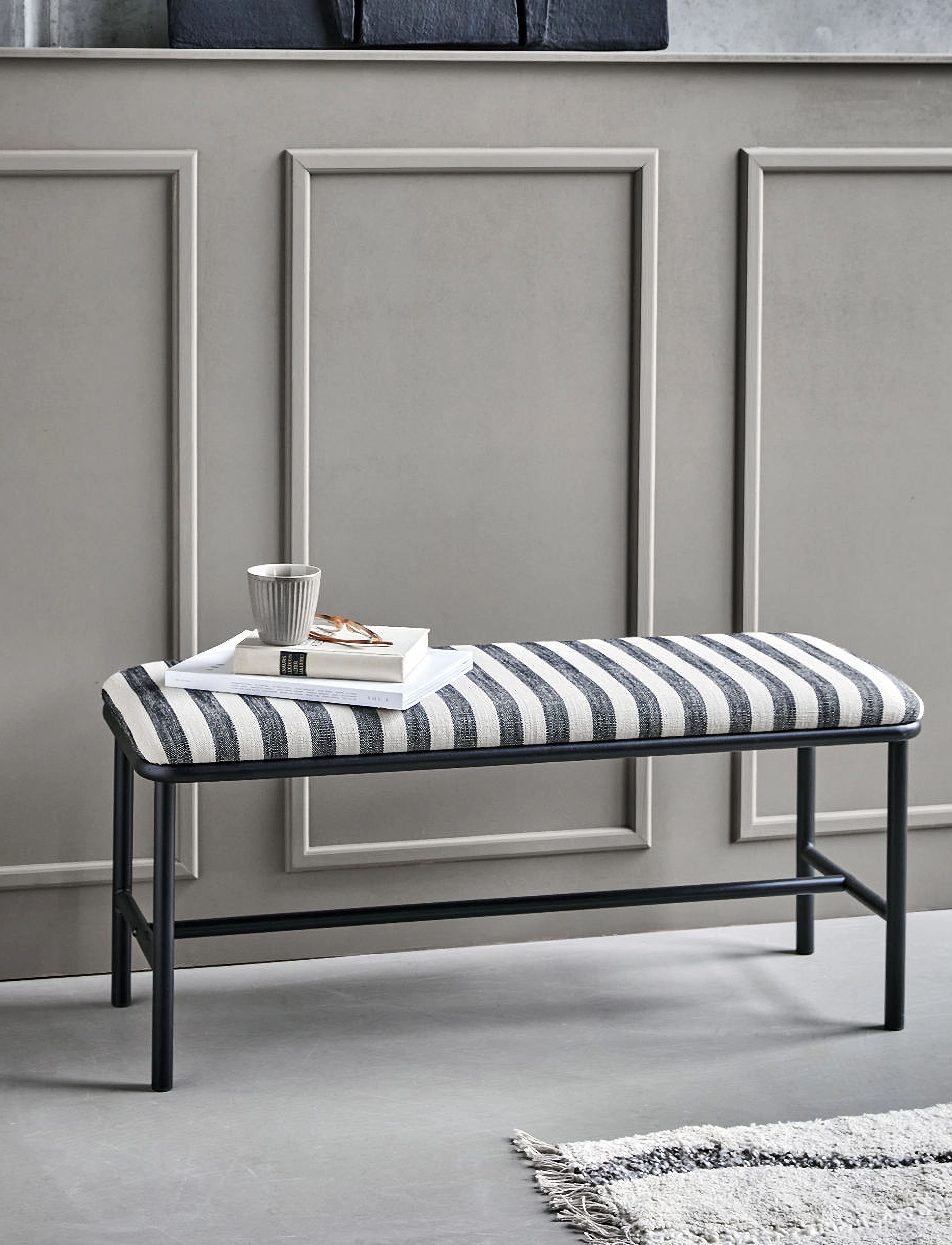 house doctor Bænk, Hdtoda, Sort/Råhvid, L:100 cm, Chairs & Stools, Schwarz - Stools Benches, Homeware