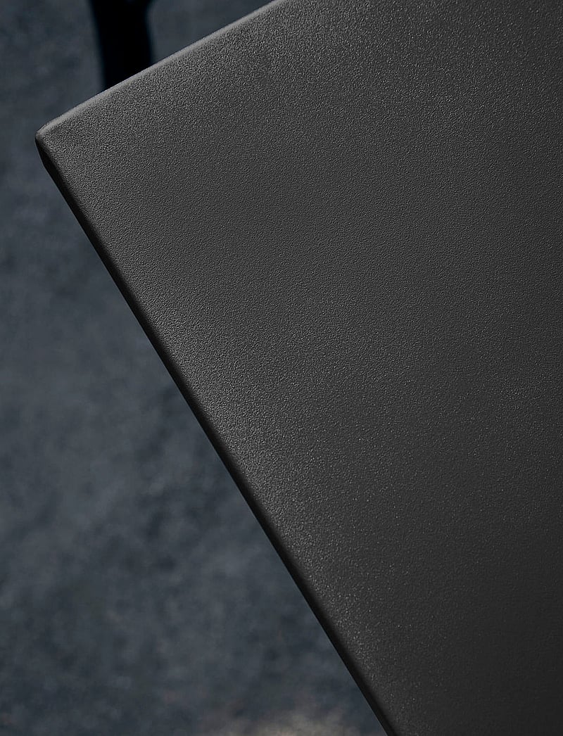 house doctor - Helo table - mööbel - black - 3