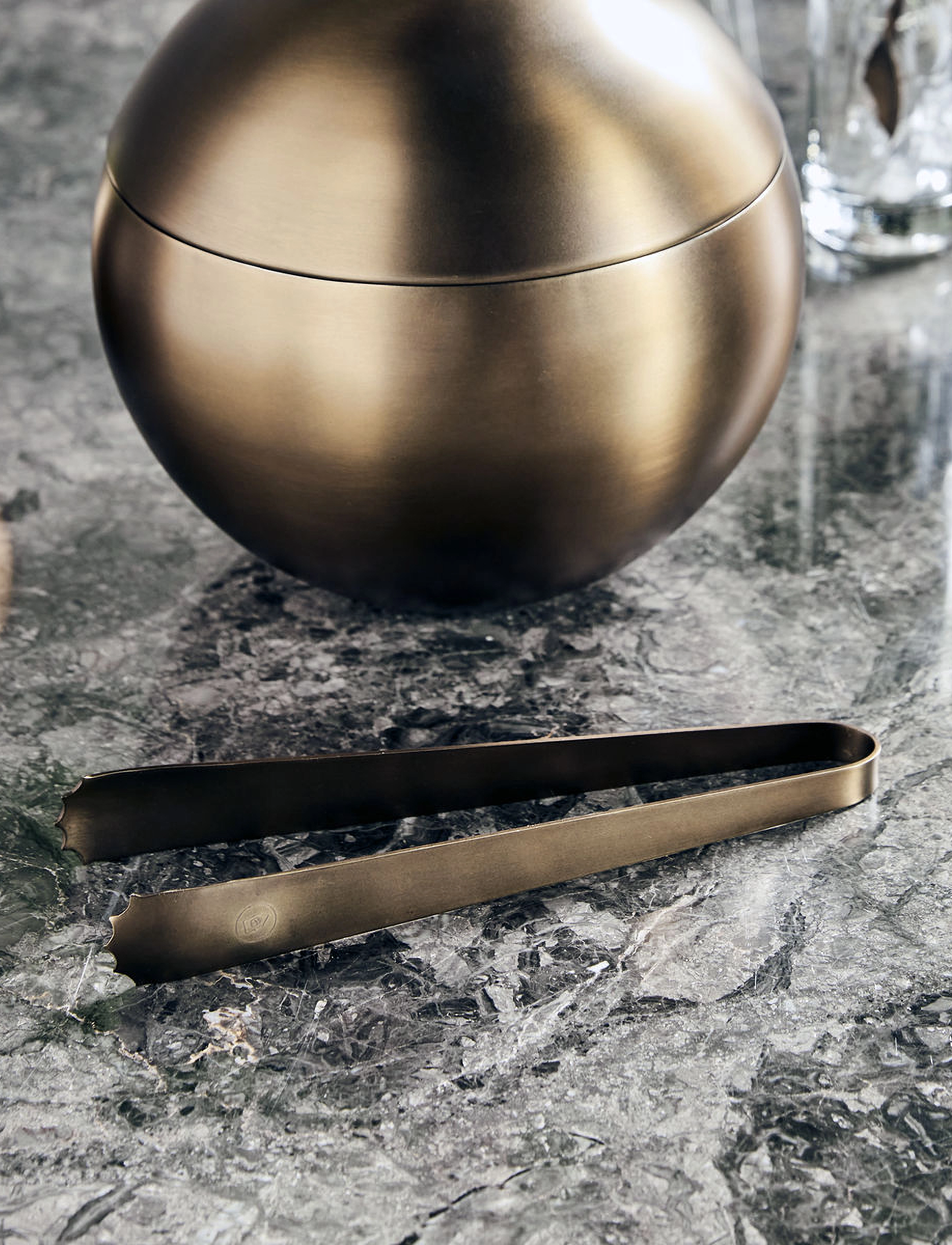 house doctor - Ice cube tong, HDBaar, Antique brass finish - antique brass finish - 2