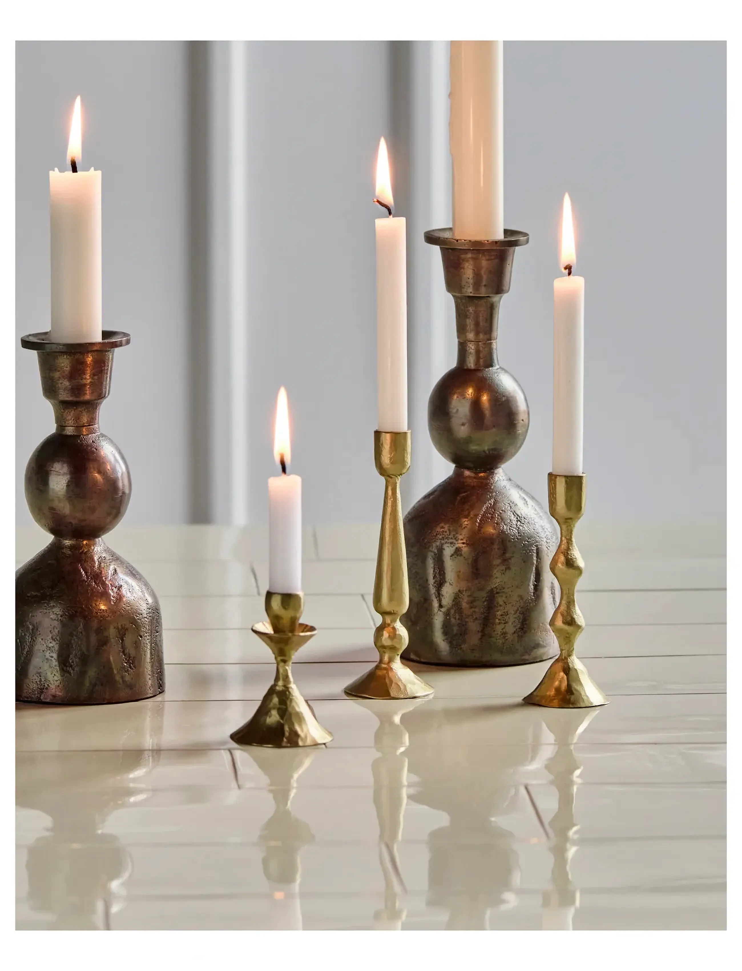 house doctor Lysestage, Hdcastle, Antik Messing, One Size, Candlesticks & Lanterns, Gold - Candlesticks, Homeware