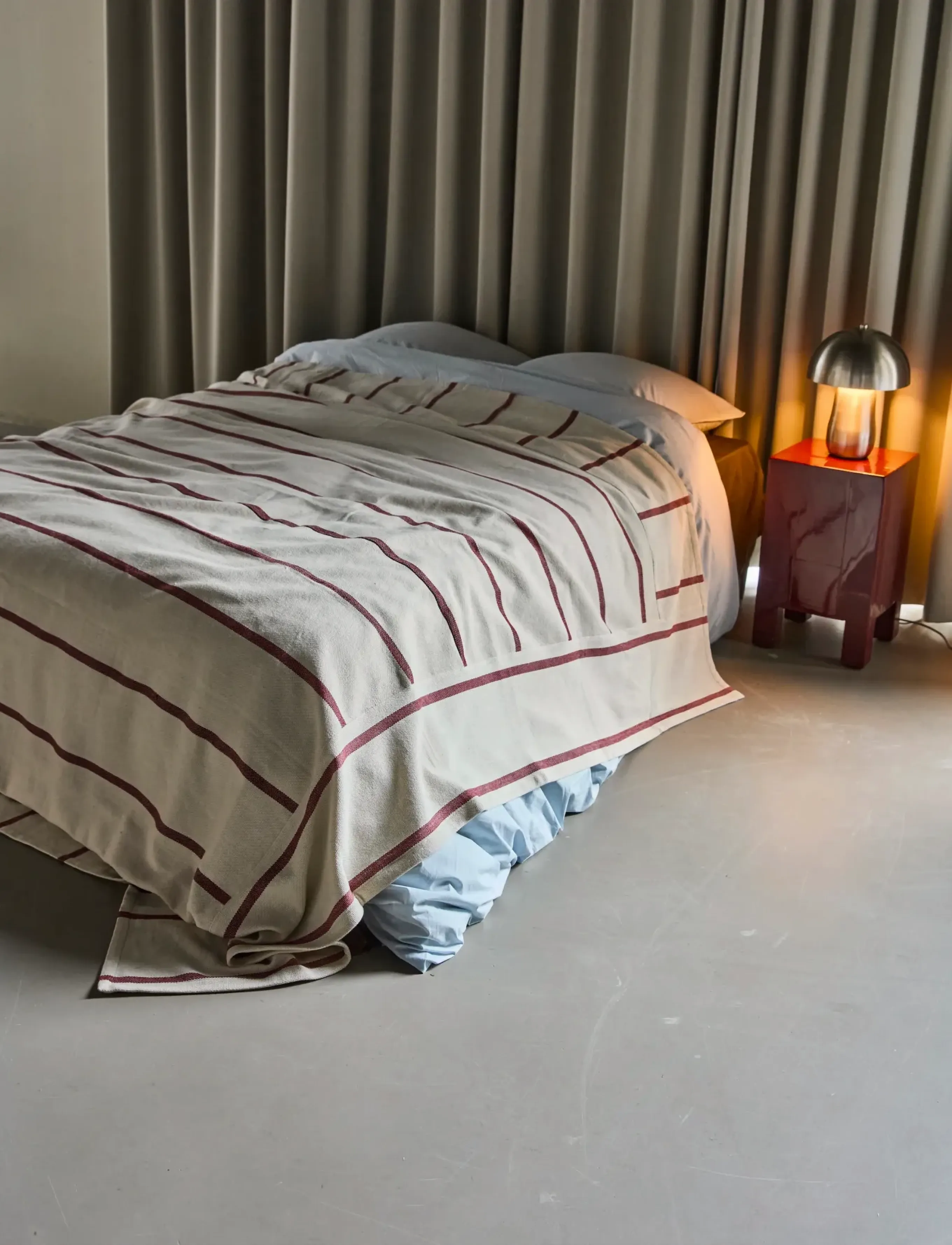 house doctor - Bed throw, HDNula, Off-white, Dark - filtar & plädar - off-white, dark red - 0