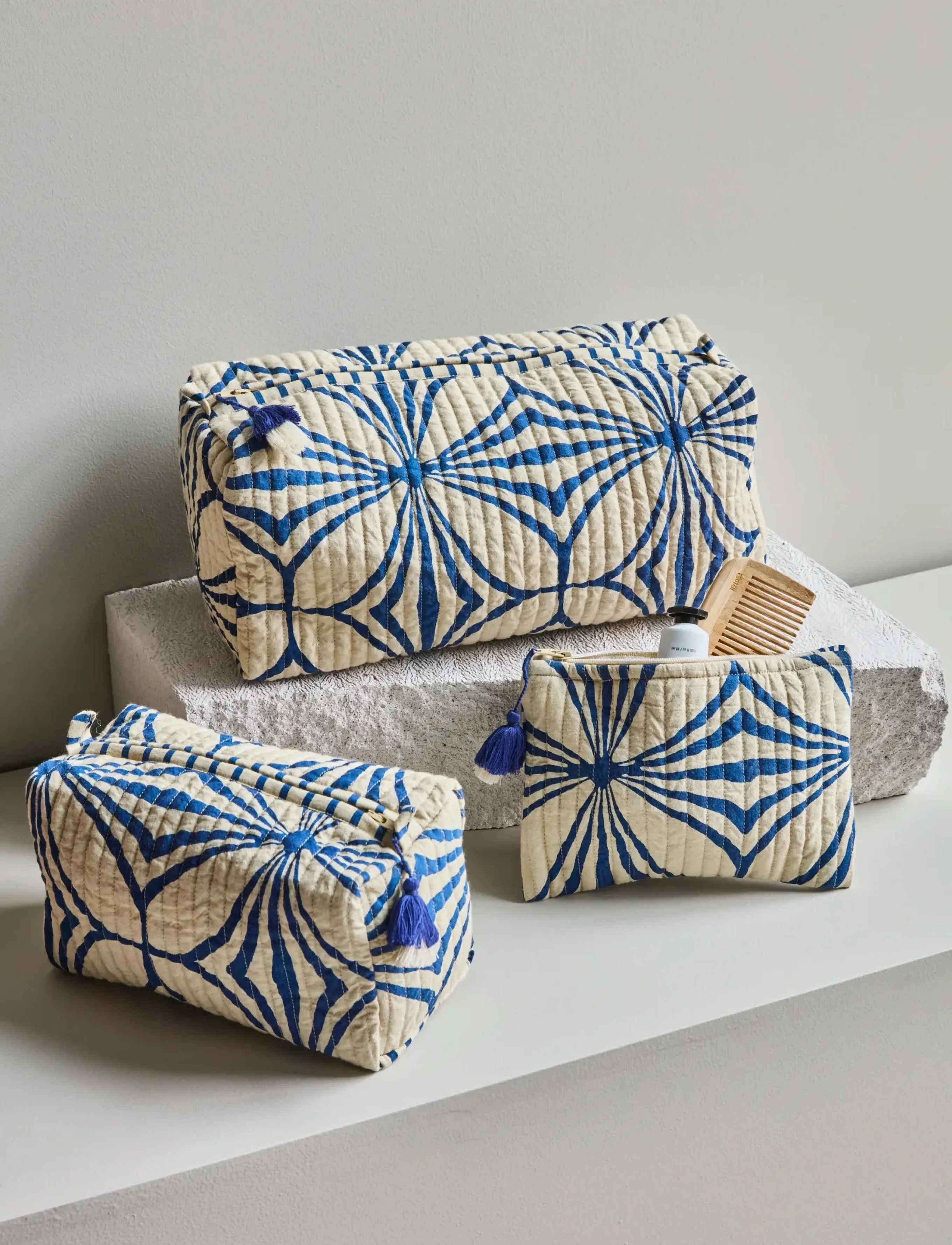house doctor Toiletry Bag, Hdcare, Blue, 18X 14X 1 cm, Storage, Beige - Storage Bags, Homeware