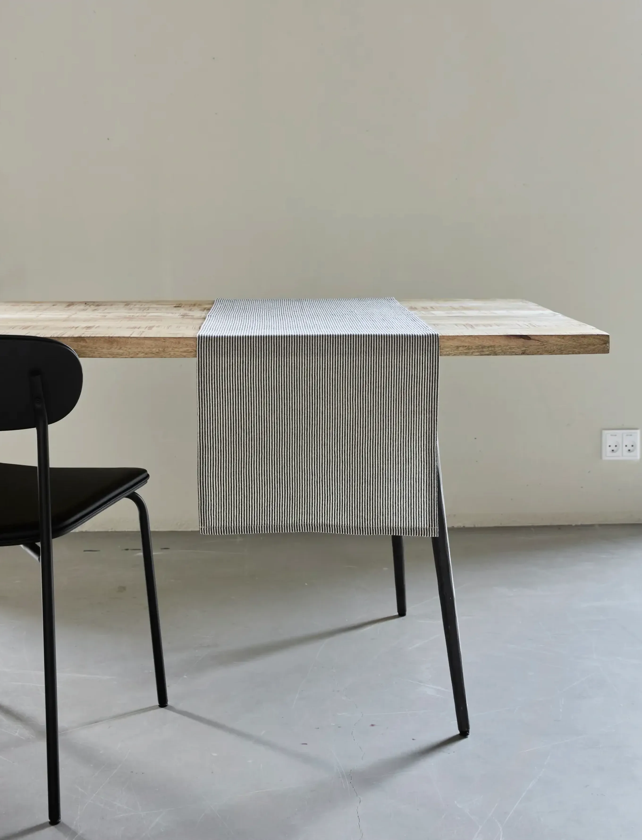 house doctor Table Runner, Hdblock, Sand, Black, 140X 40 cm, Black, Køkkentekstiler > Duge Og Bordløbere, Unisex