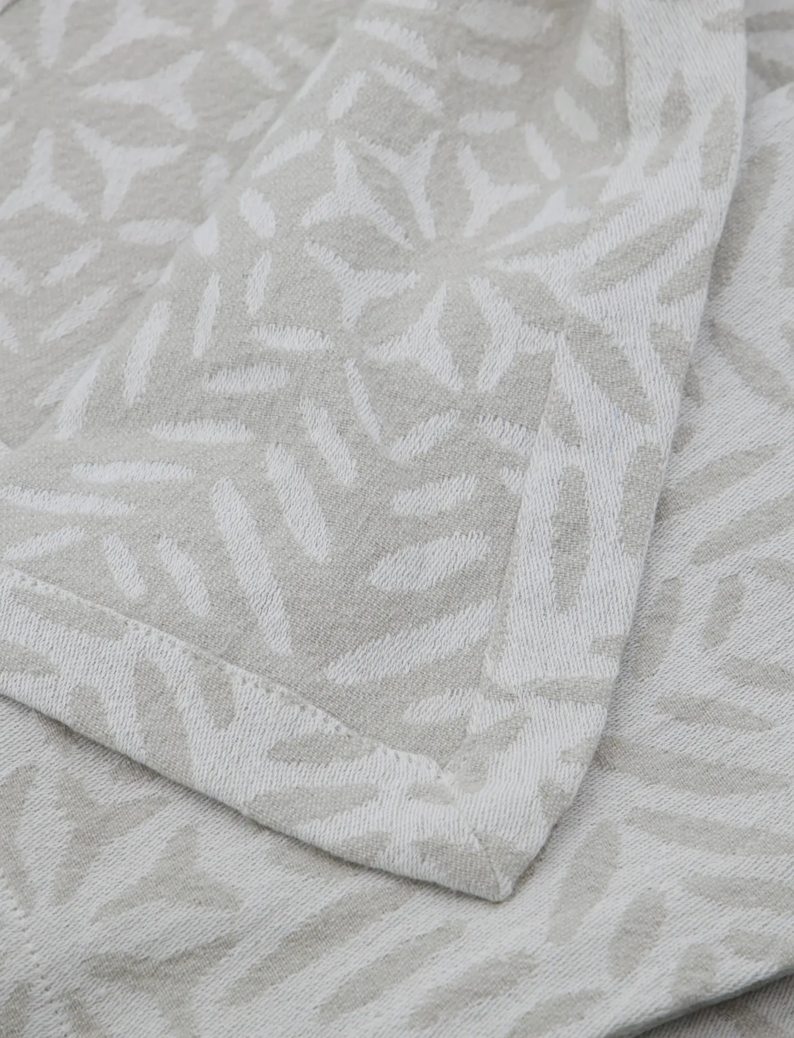 house doctor - Tablecloth, HDClip, White, Grey - tischdecken & tischläufer - white, grey - 2