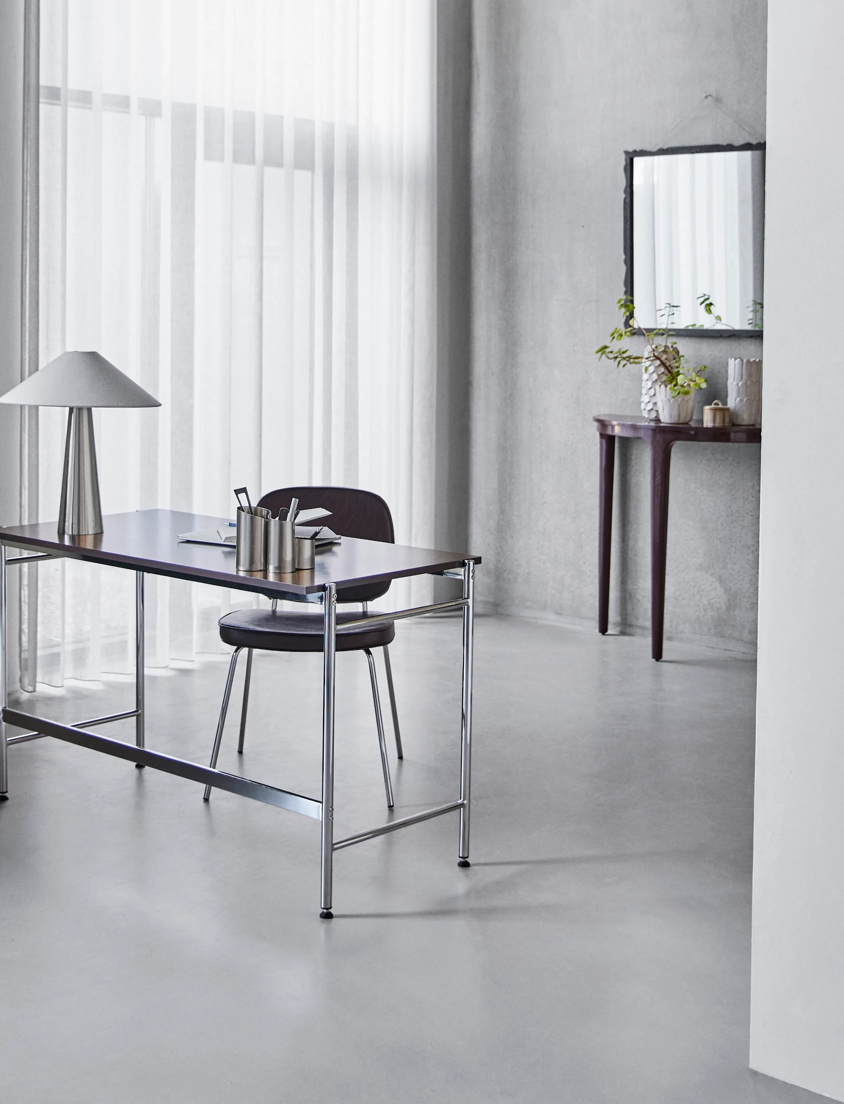 house doctor - Desk, HDArph, Mulberry, Chrome - skriveborde - mulberry - 2
