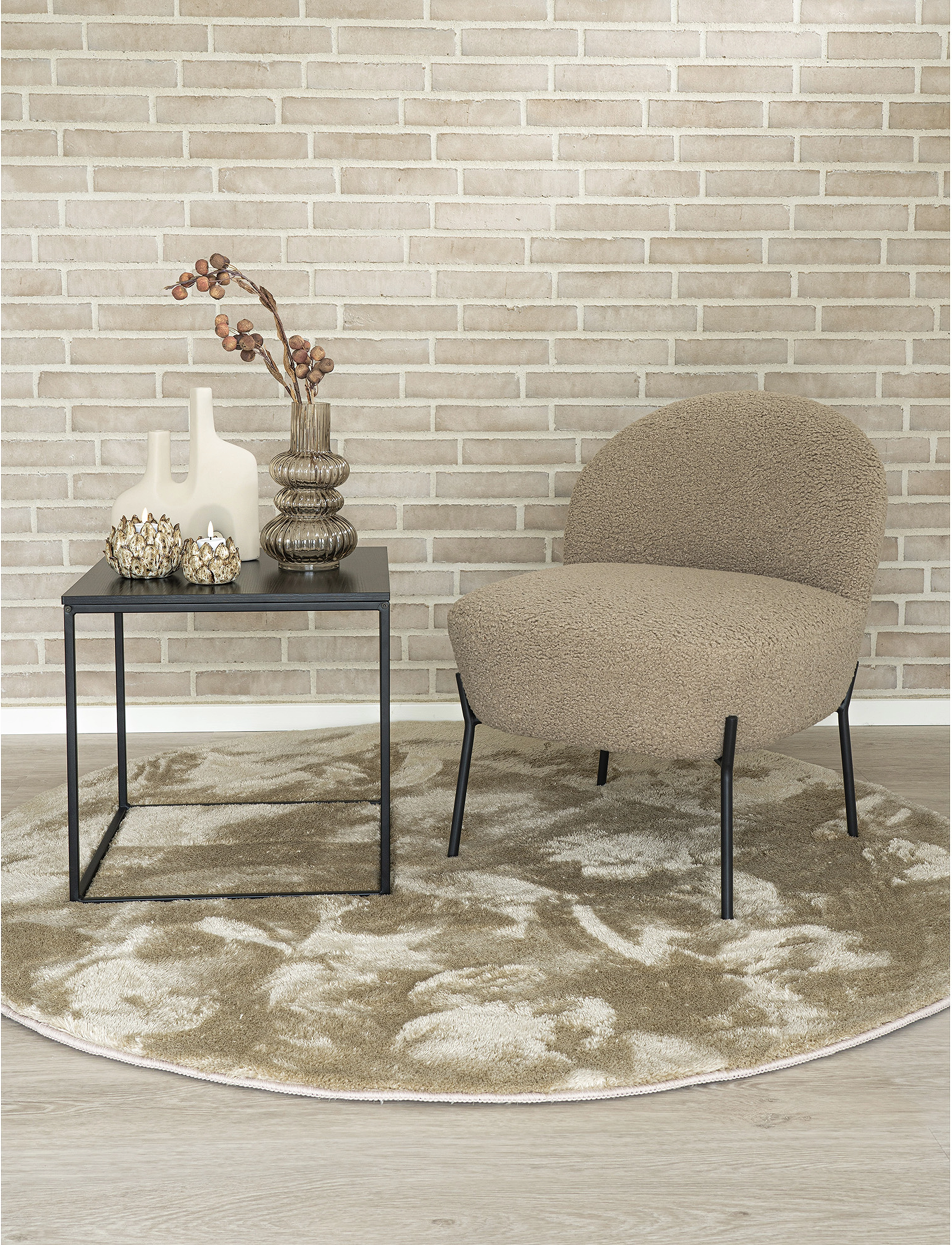 House Nordic Aina - Lounge Chair In Artificial Lambskin, Grey-Brown With Black Legs, One Size, Beige, Stole & Skamler > Lænestole, Unisex