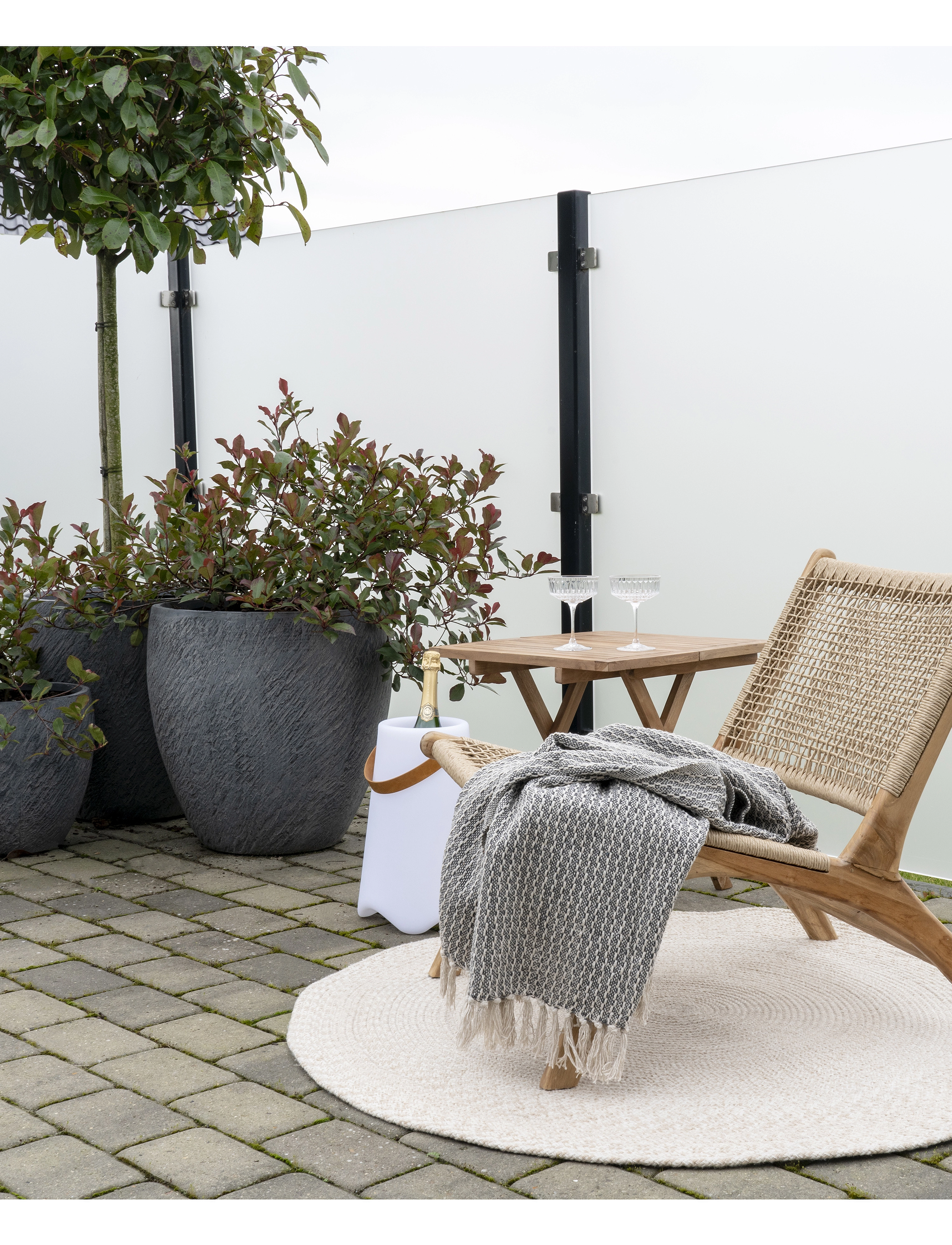 House Nordic Thea - Chair In Polyrattan, Nature With Teak Wood Legs, 80X60X73 cm, Beige, Stole & Skamler > Lænestole, Unisex