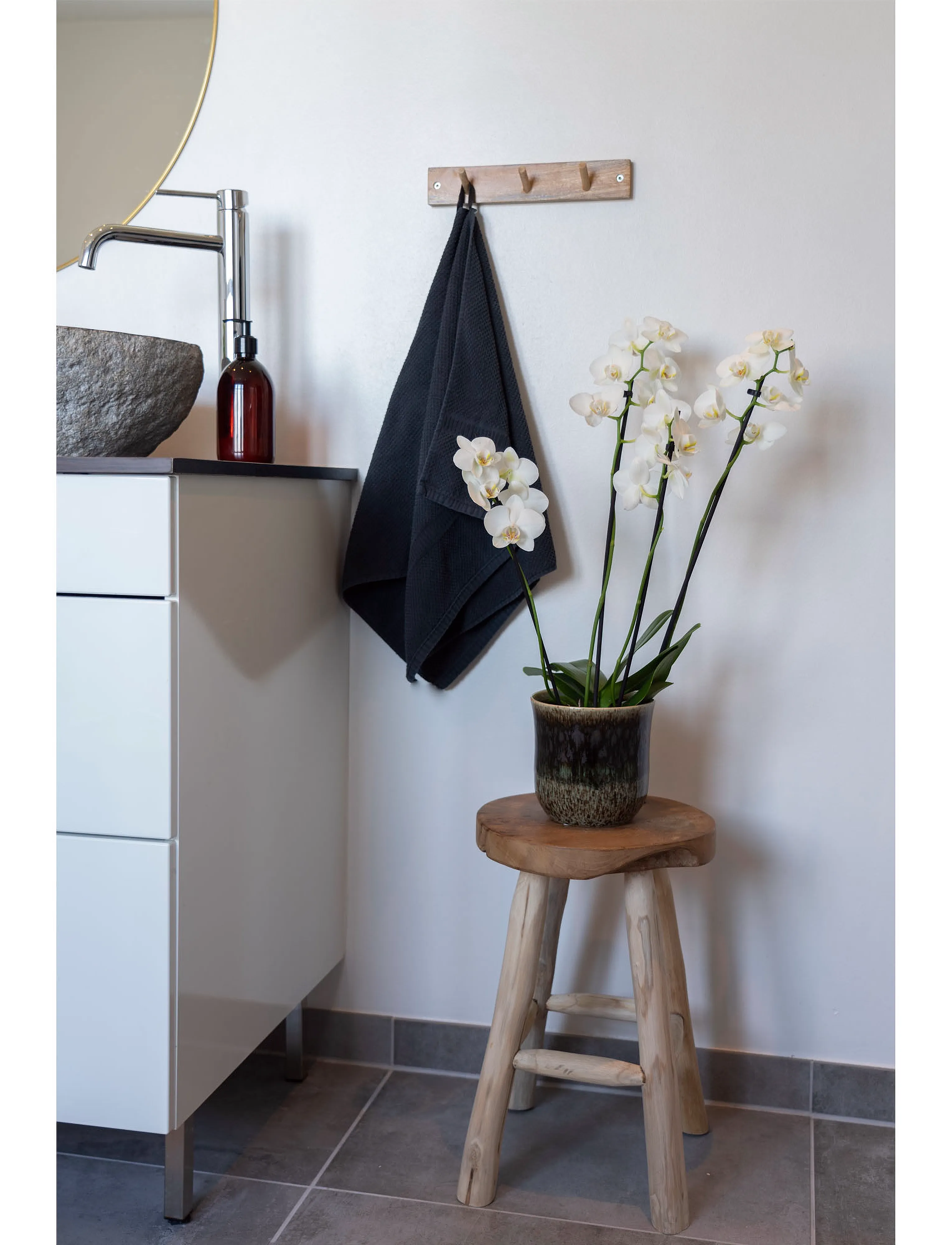 House Nordic - Tuva - Stool, teak, nature, 4 legs, Ø30x45 cm - kollar og bekkir - natural - 2
