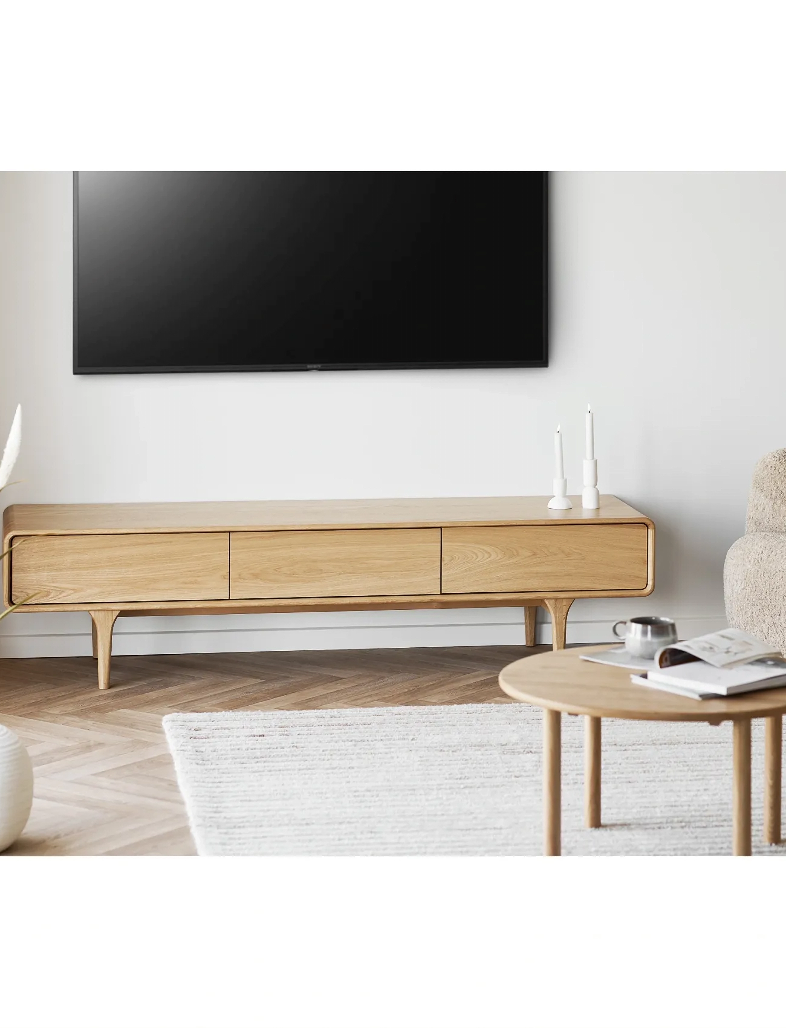 House Nordic - Edda - Coffee table, oak, natural, ø70X40 cm - side tables & small tables - natural - 4