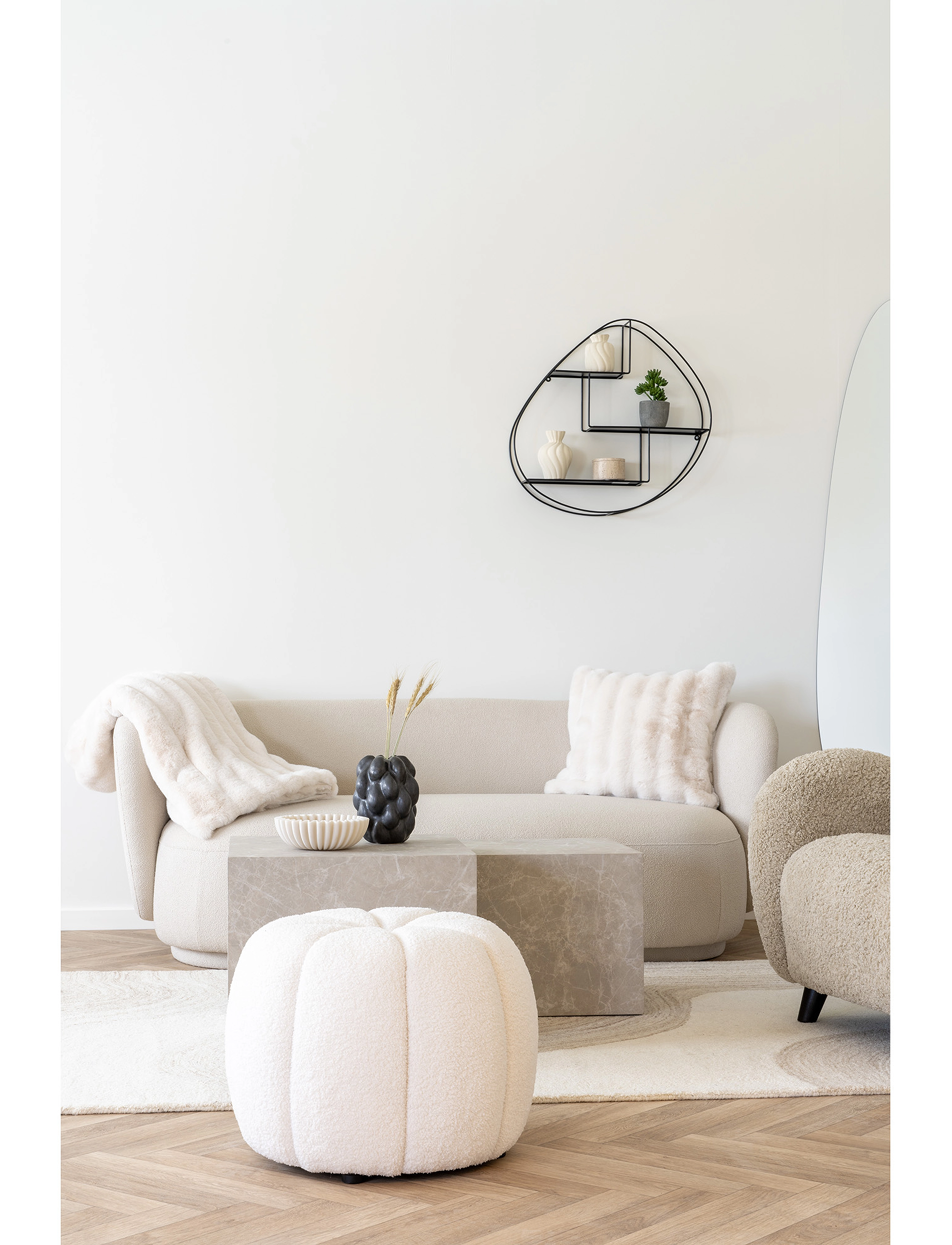 House Nordic - Elin - Blanket - Plaid, artificial fur, white 130x180 cm - Útitextíll - white - 5