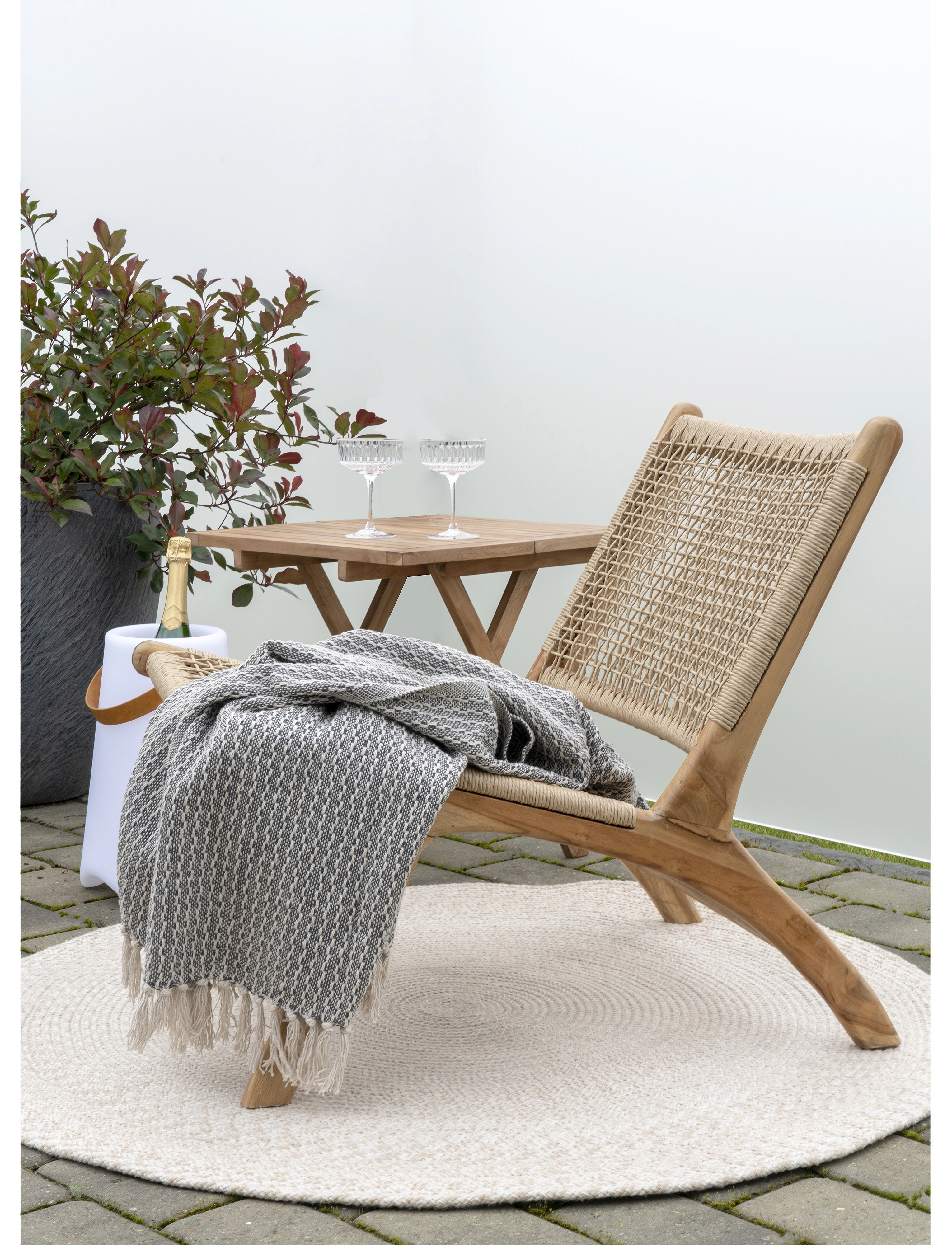 House Nordic - Lita - Blanket - Plaid, cotton, dark grey/white, 130x160 cm - outdoor textiles - grey - 2