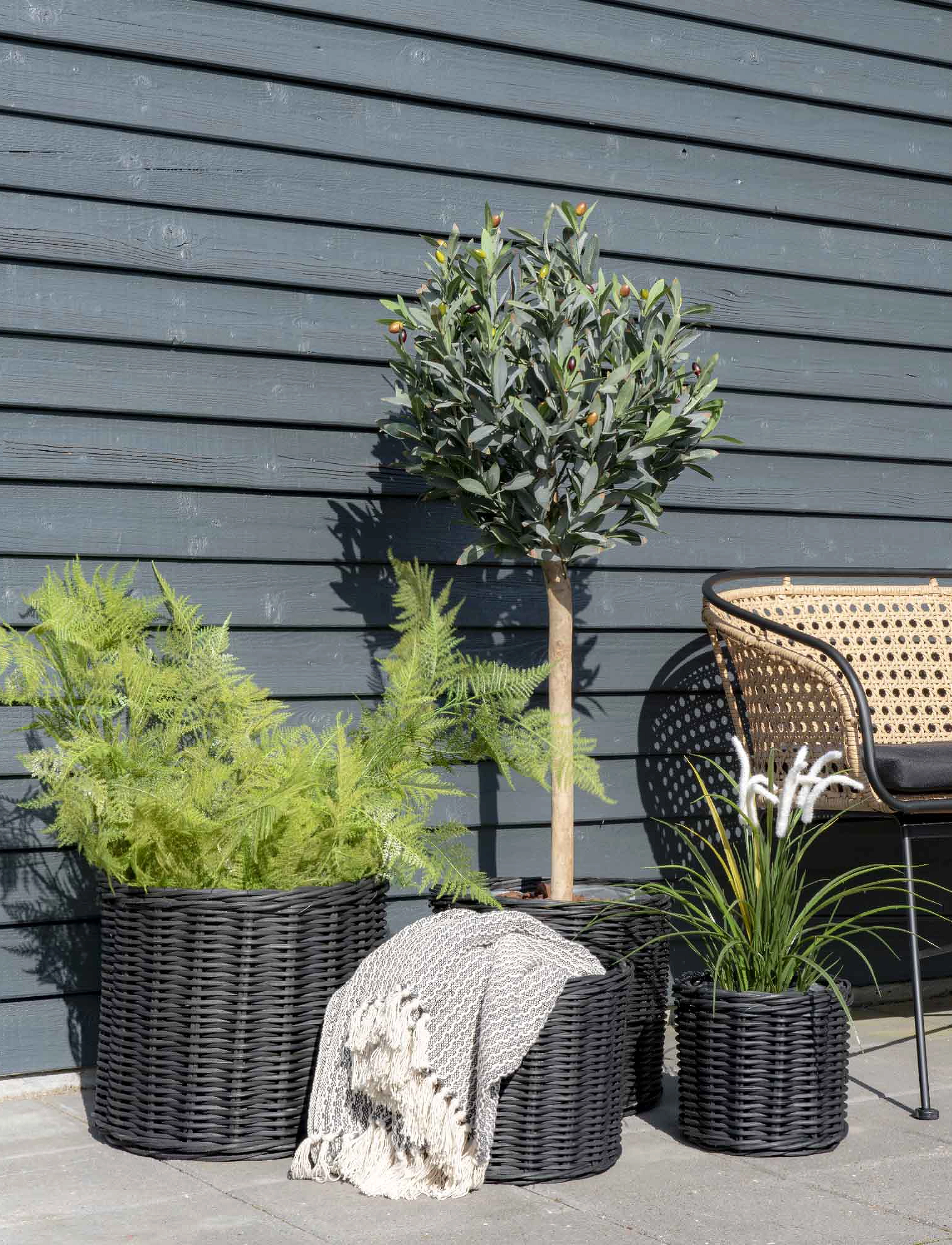 House Nordic - Lita - Blanket - Plaid, cotton, dark grey/white, 130x160 cm - outdoor textiles - grey - 4