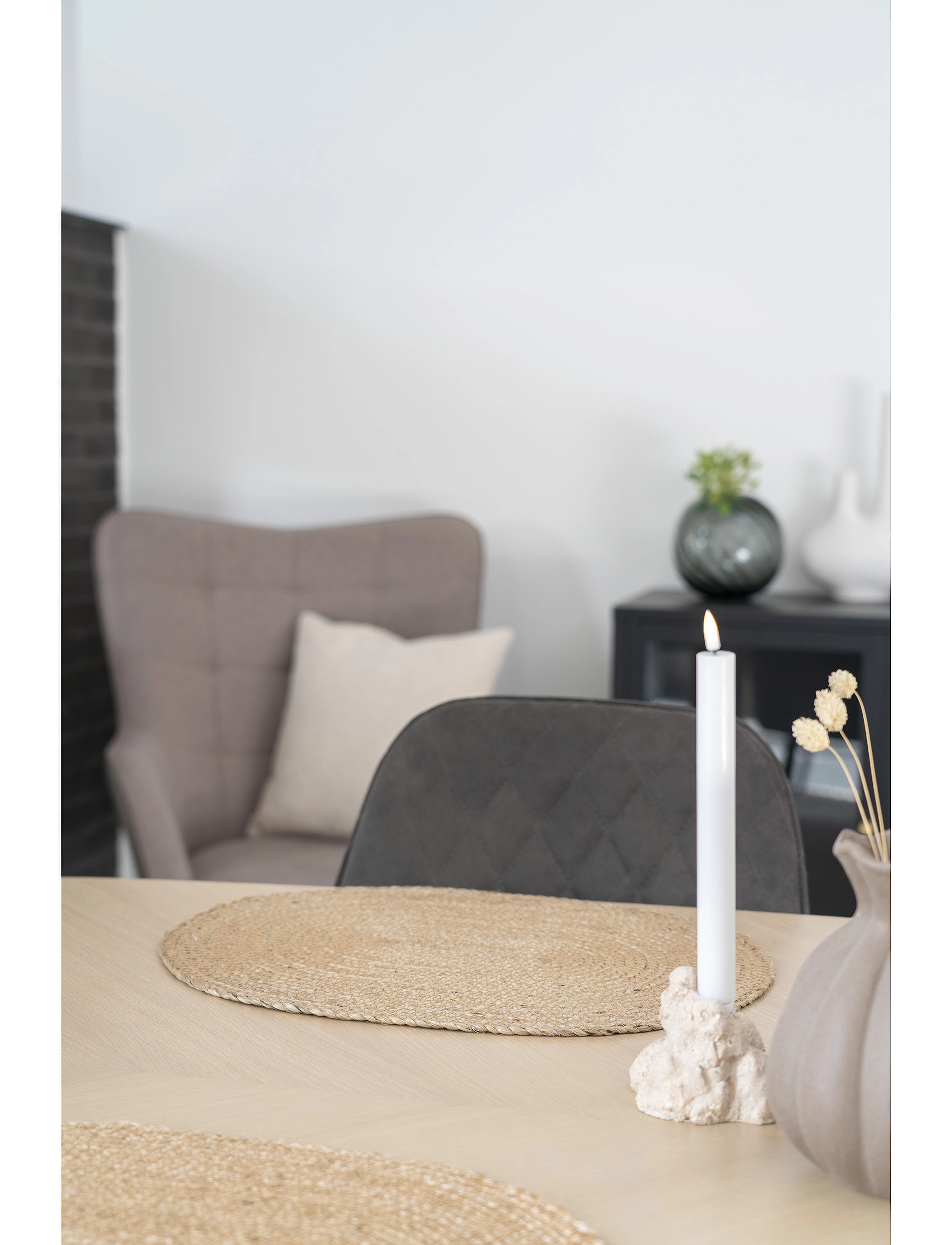 House Nordic Rina Placemat In Braided Jute, Nature, Oval 35X45 Cm, Set Of 4, 0.5X35X45 cm, Kitchen Textiles, Beige - Placemats, Homeware