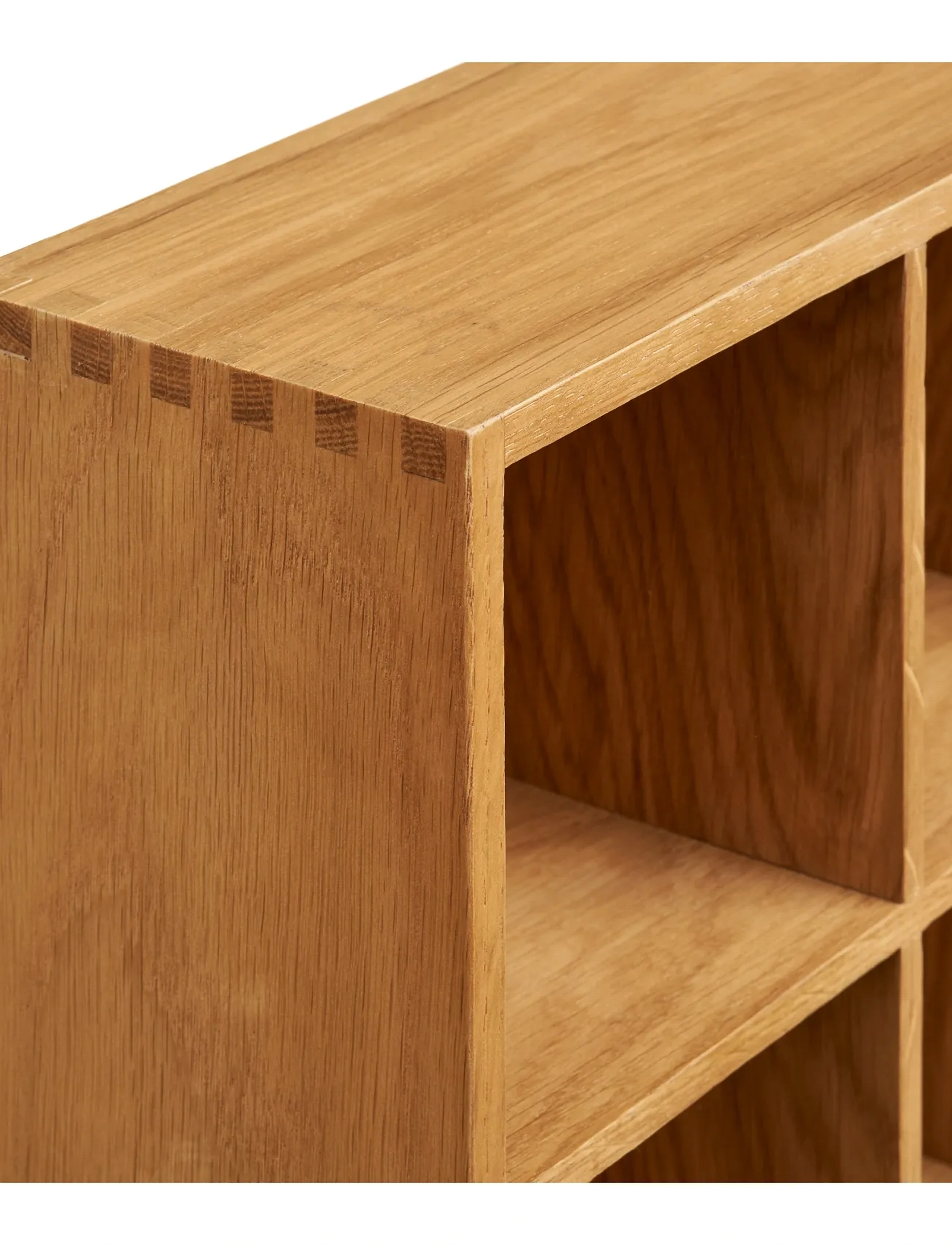 House Nordic - Silja - Wall shelf, oak wood/oak veneer, natural, 39x11x51 cm - regale und verwahrung - natural - 4