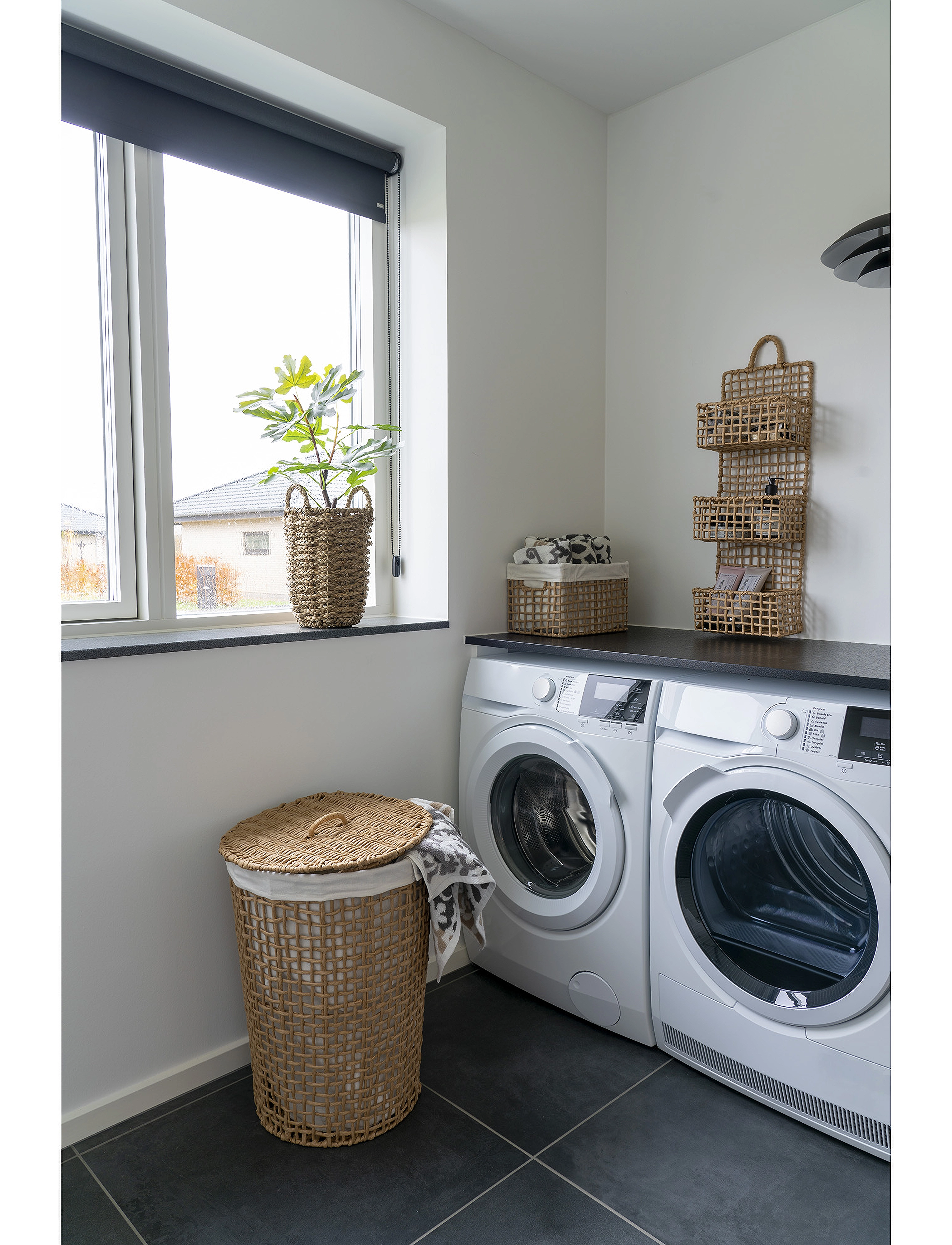 House Nordic Rie Laundry Basket, Ø42X56 cm, Storage, Braun - Baskets, Homeware