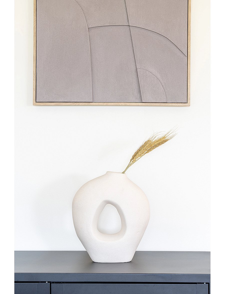 House Nordic - Aina - Vase, ceramic, white 24x10,5x27,8 cm - vases - white - 4