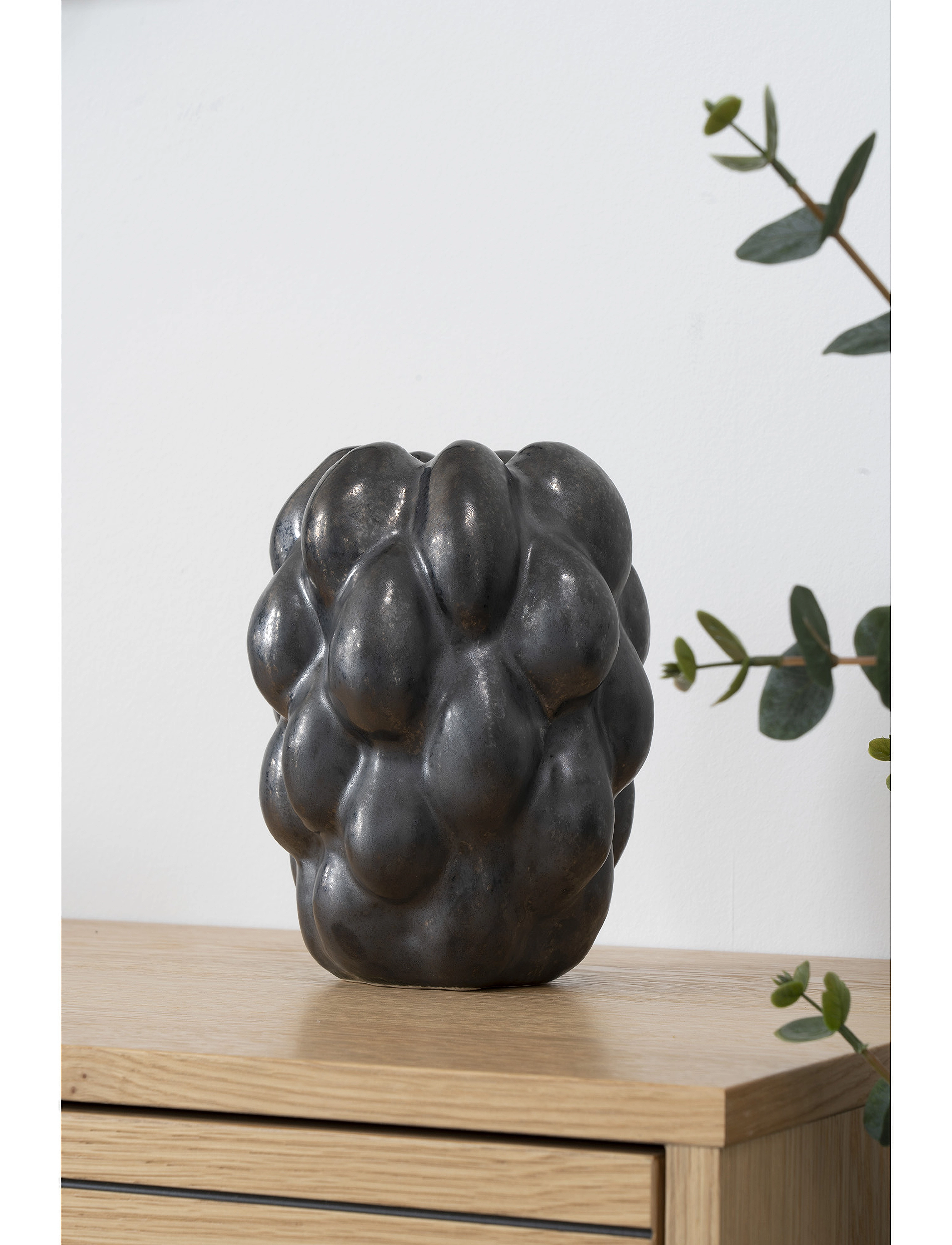 House Nordic - Reka - Vase, ceramic, black, 14x15x19 cm - vases - black - 4