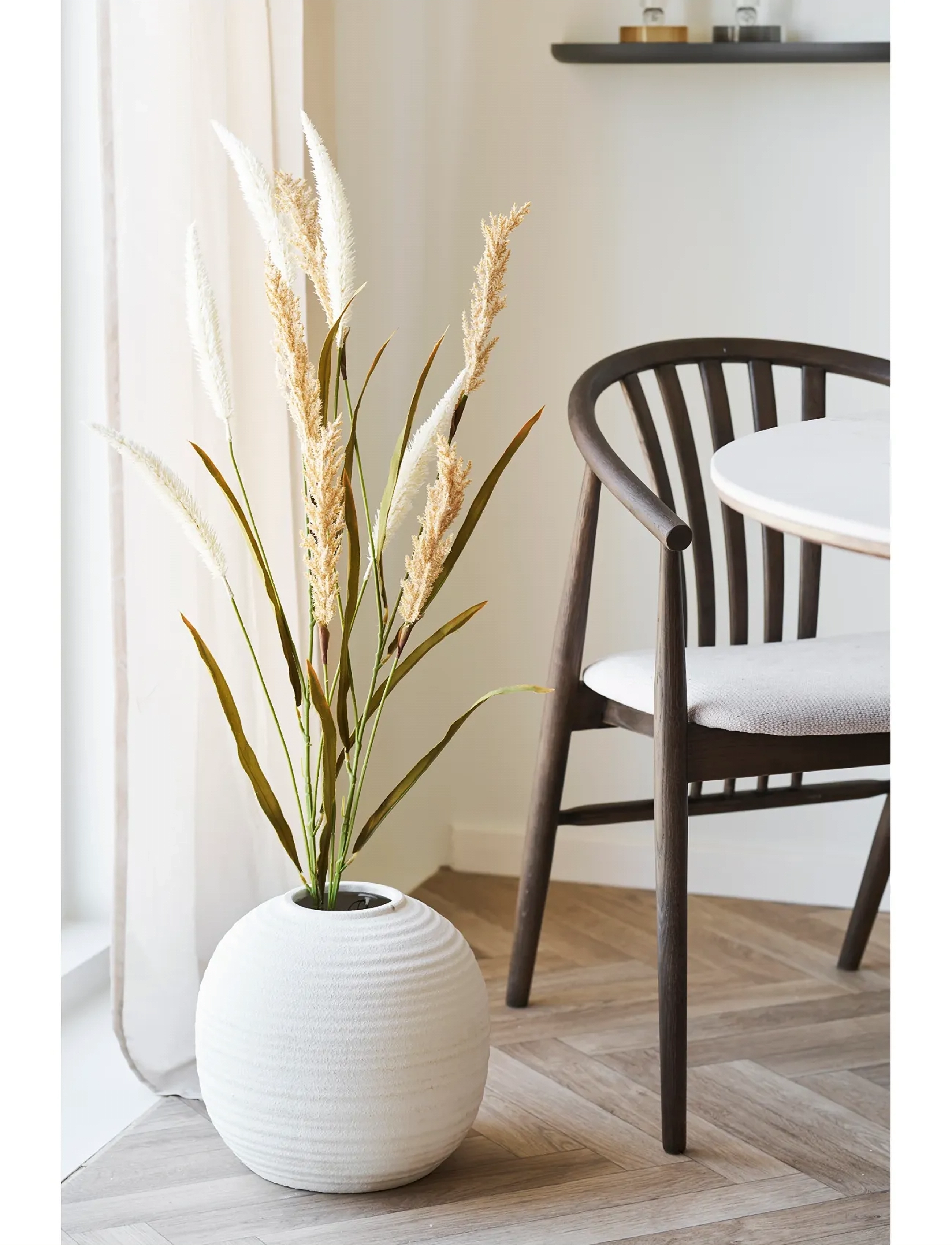 House Nordic Svala Vase, Ceramic, White, Ø30X28,5 Cm, 30X30X28.5 cm, Vases, Weiß - Tulip Homeware