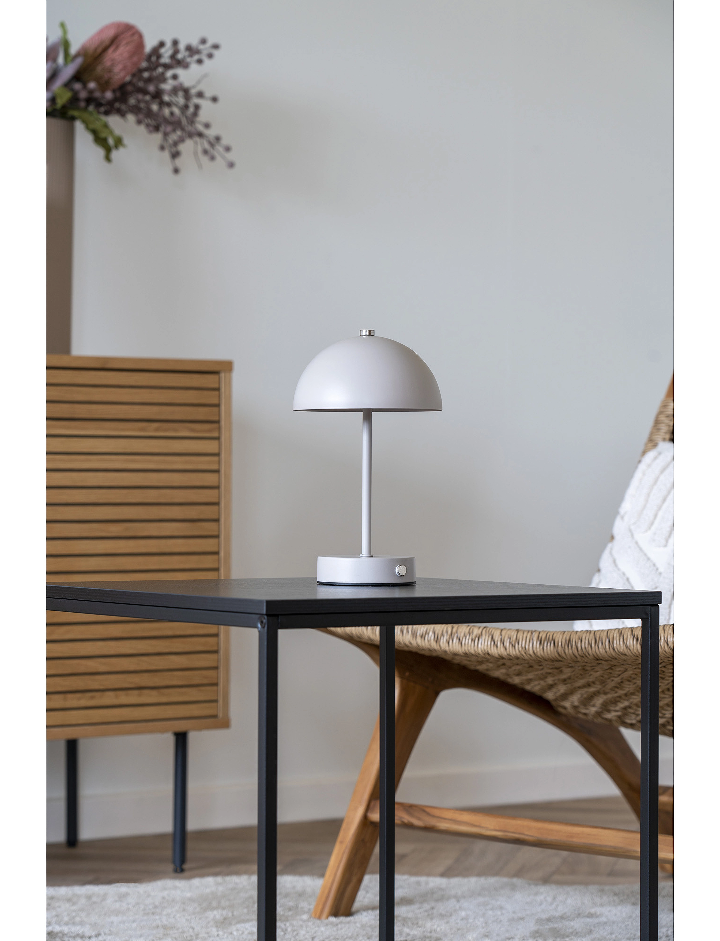 House Nordic - Kia - Table lamp, sand, steel, rechargeable - window lamps - sand - 3