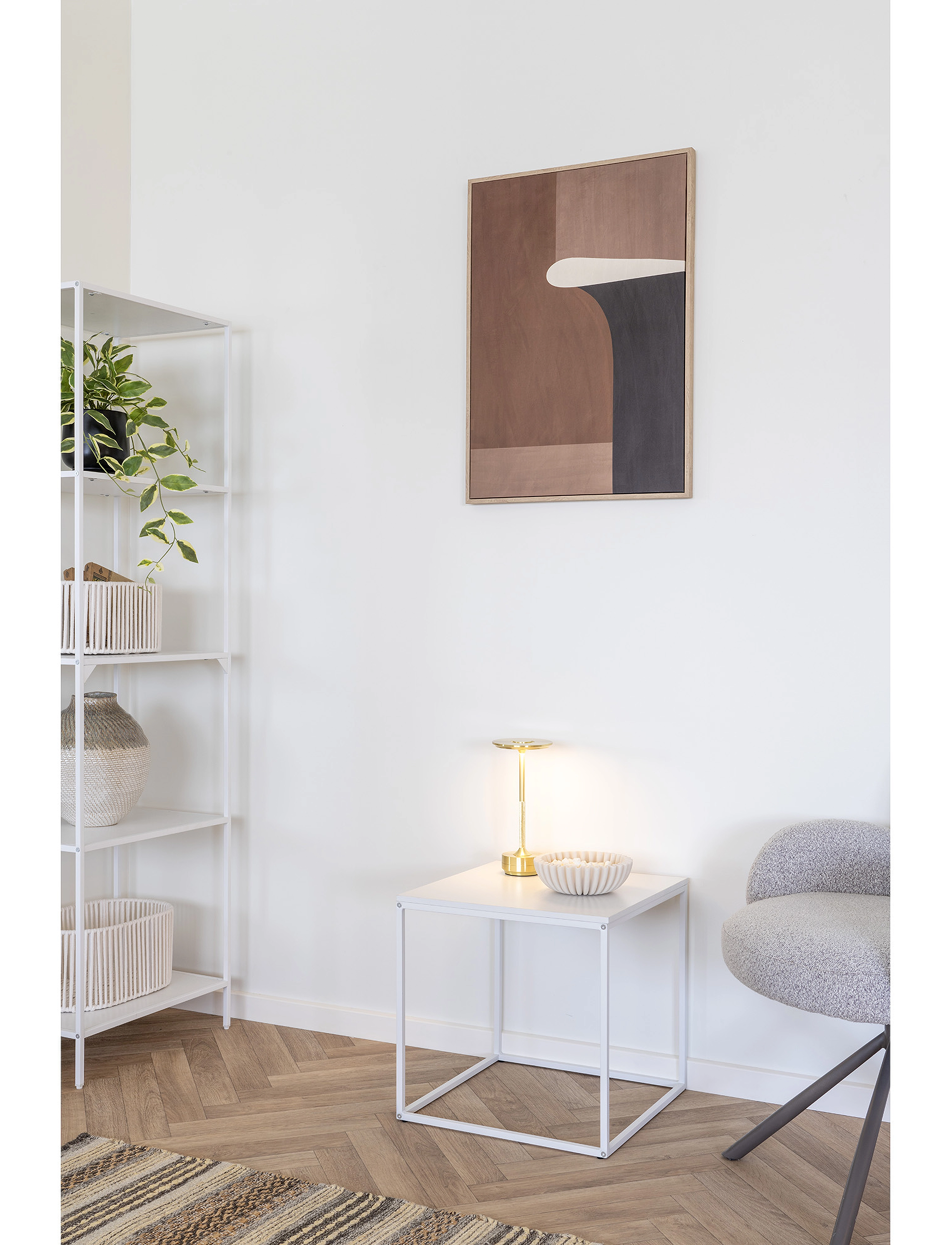 House Nordic - Fina - Table lamp, brass, rechargeable, 13 x 13 x 28,5 cm - kannettavat valaisimet - brass - 2