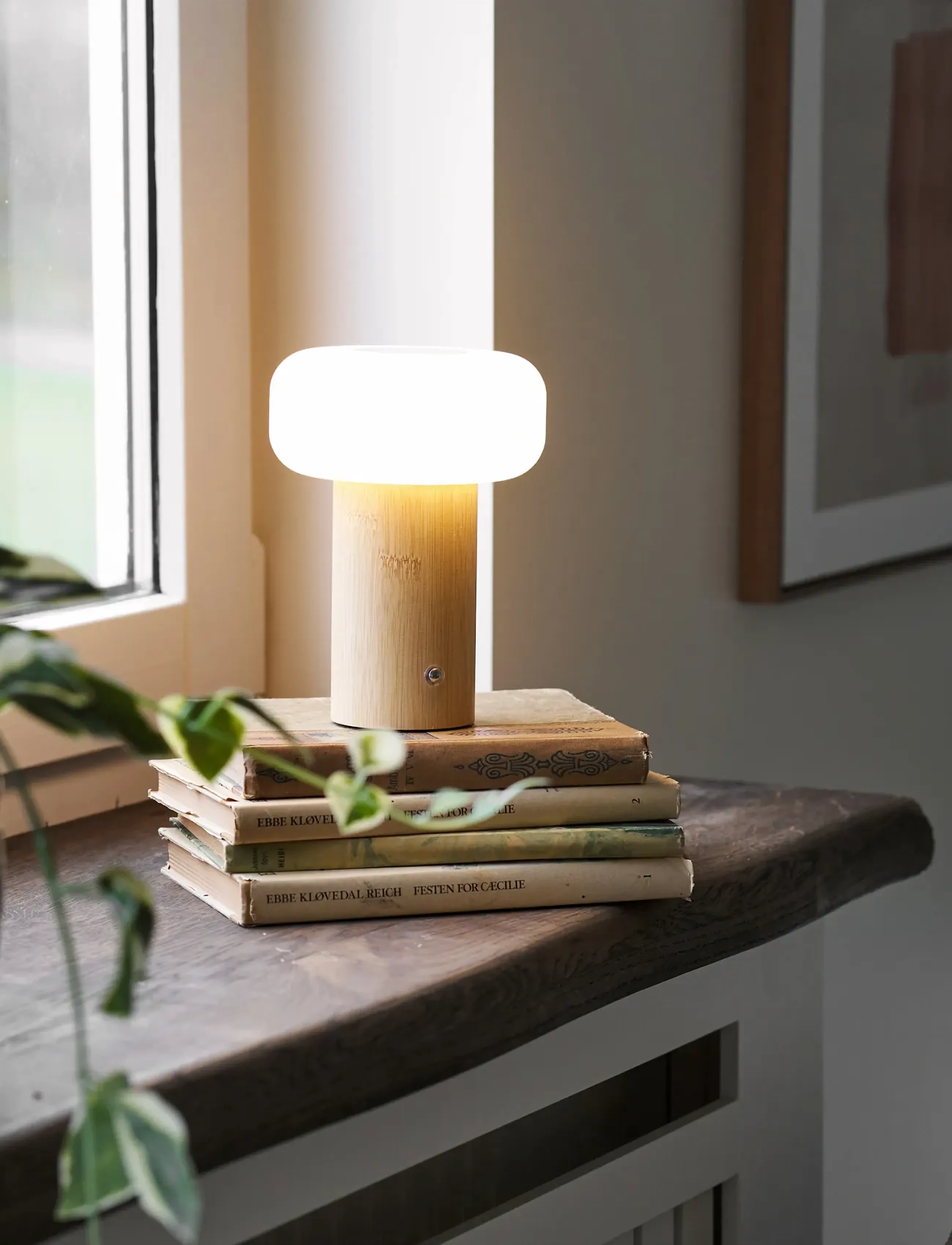 House Nordic Stavo, 13.5X13.5X18 cm, Lamper > Bordlamper, Unisex