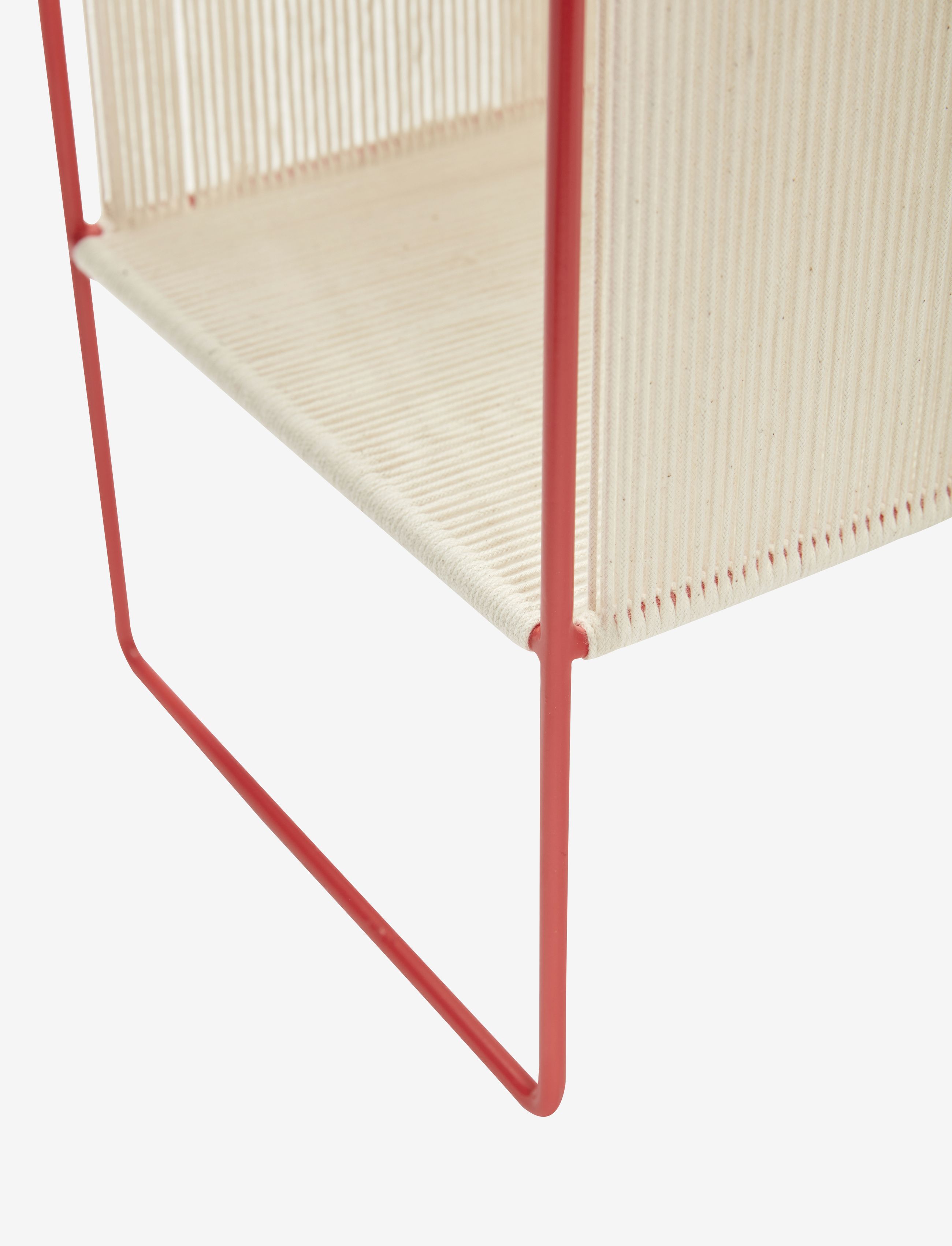 Hübsch - String Magazine Holder - tijdschrifthouder - nature/red - 4