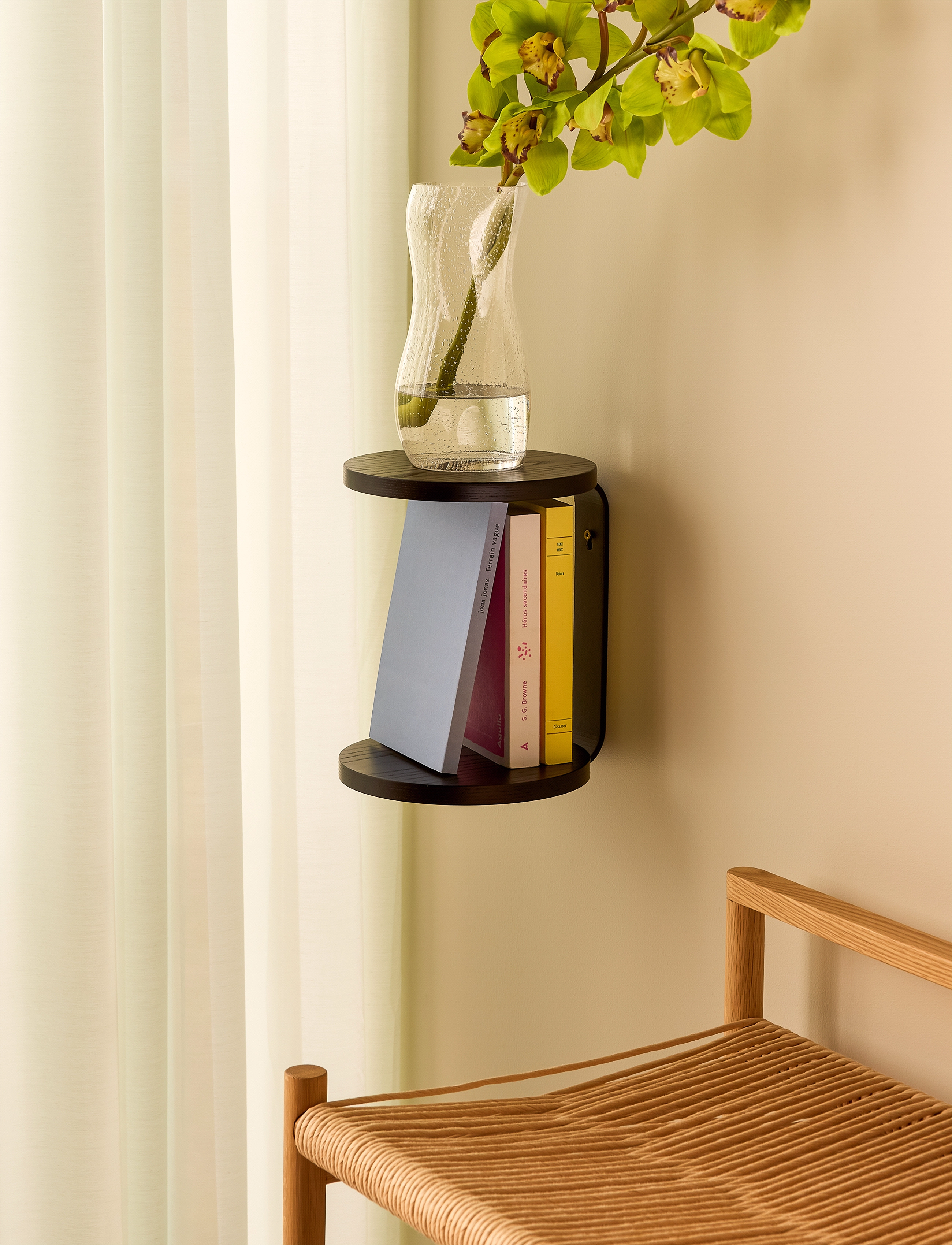 Hübsch Oto Wall Shelf, One Size, Furniture, Schwarz - Shelves, Homeware