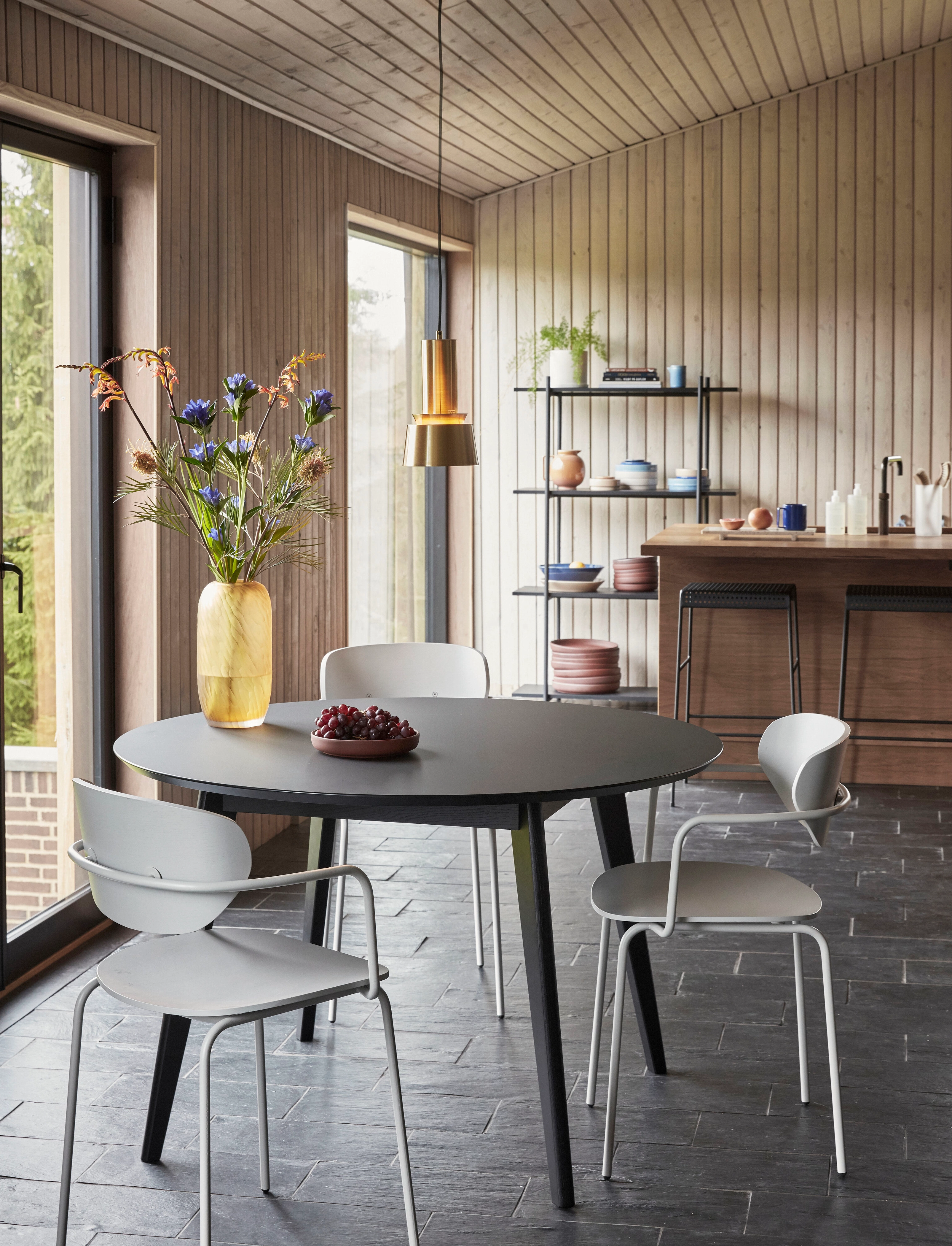 Hübsch - Stay Dining Table Round Black - matbord - black - 2