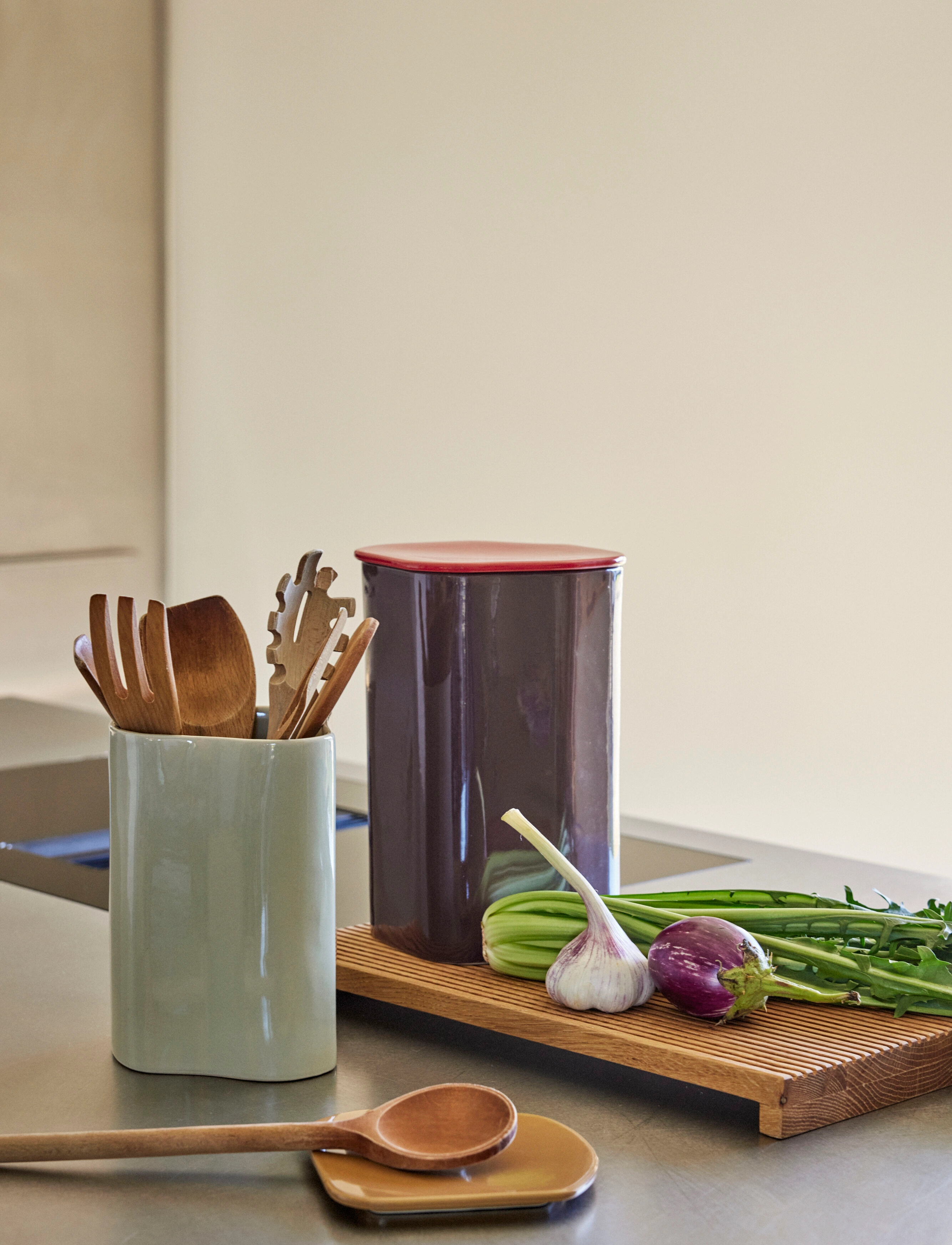 Hübsch - Amare Canister with Lid - bocaux de cuisine - burgundy,red - 4