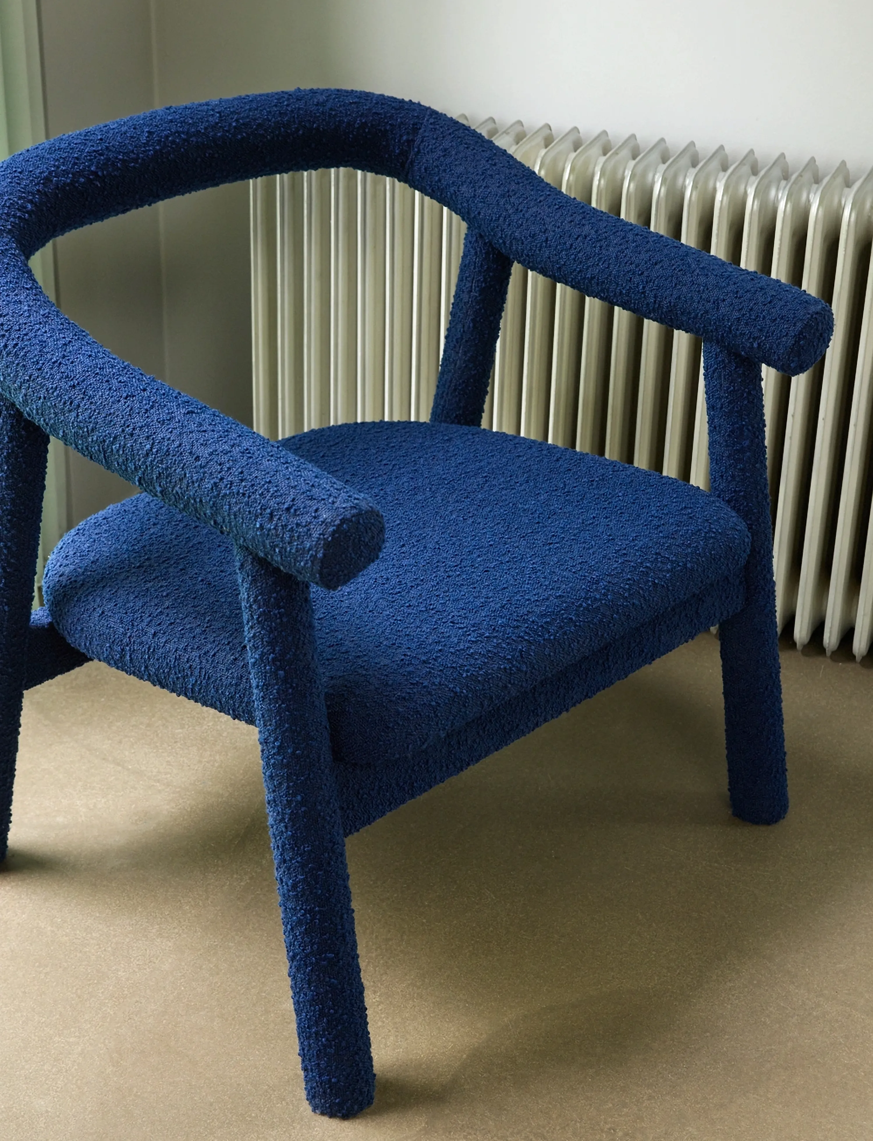 Hübsch - Ouli Lounge Chair Dark blue - fåtöljer - dark blue - 4