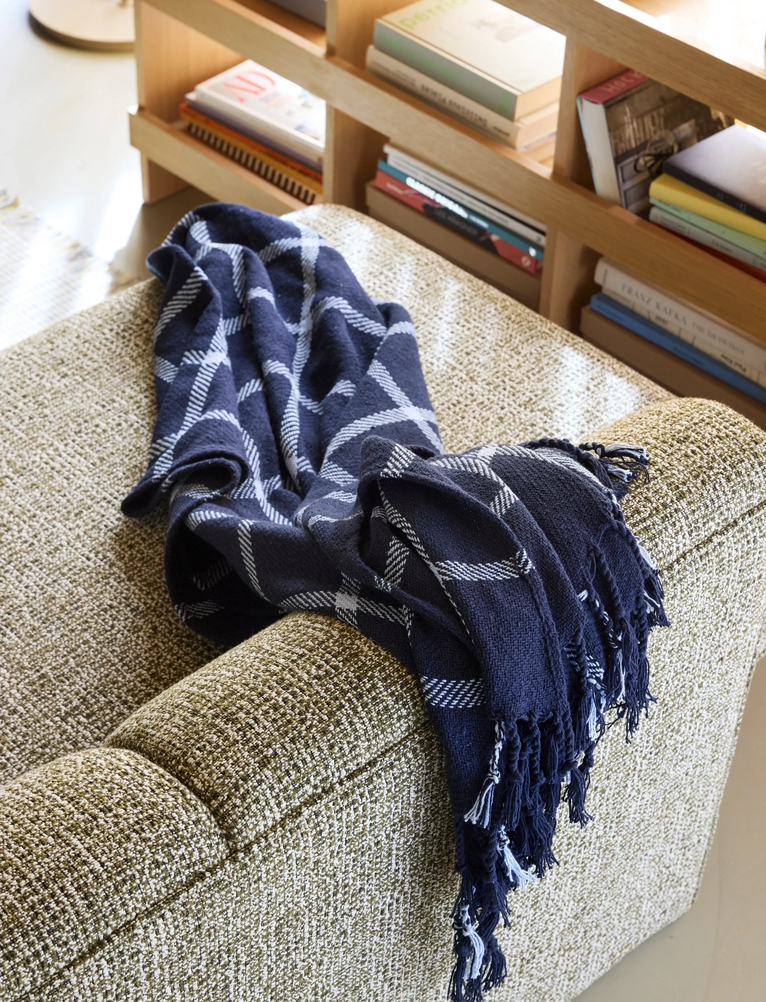 Hübsch Flok Plaid Dark Blue, 140X200 cm, Cushions & Blankets, Marineblau - Blankets Throws, Homeware