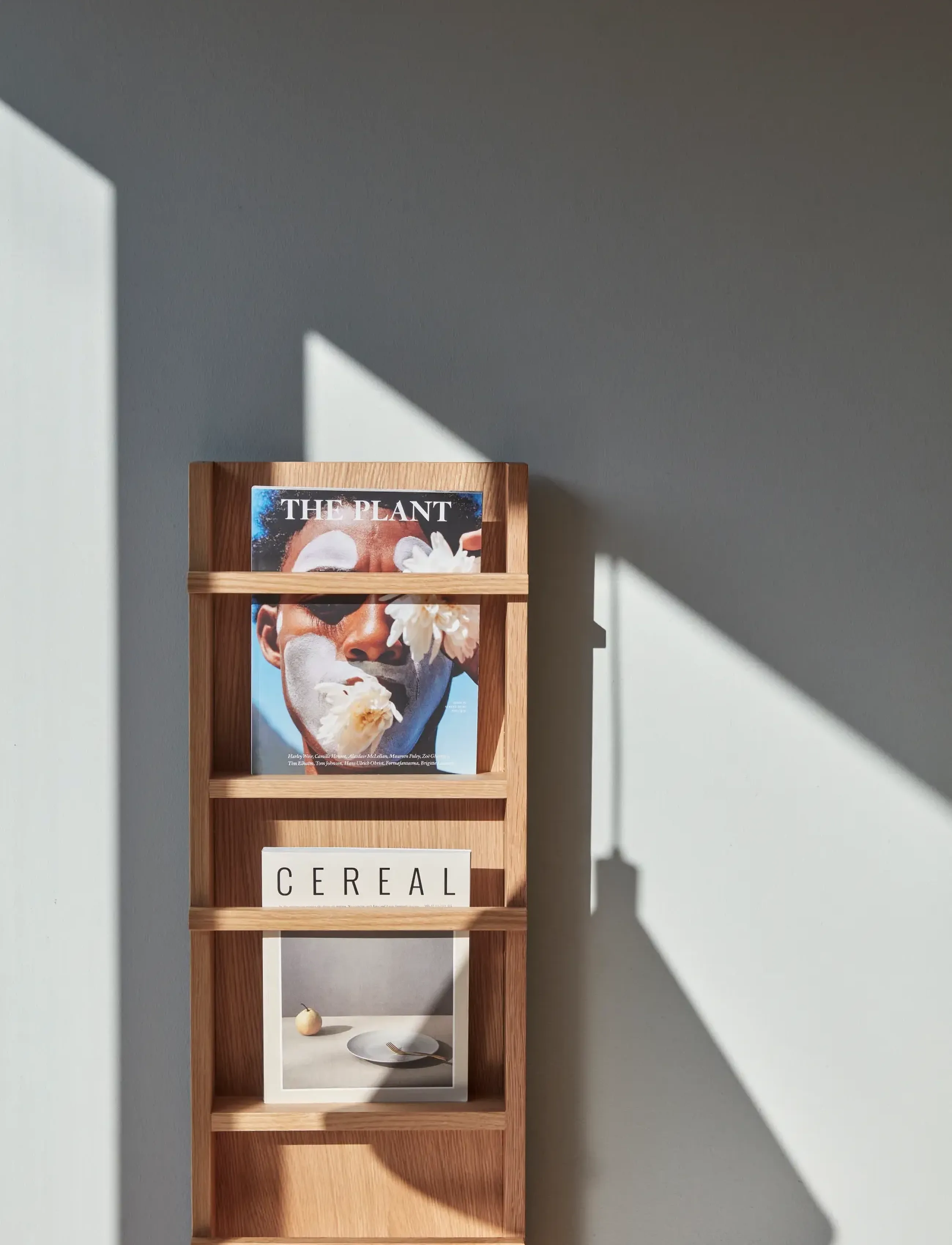 Hübsch - Vertigo Magazine Holder - etagères et rangements - natural - 0