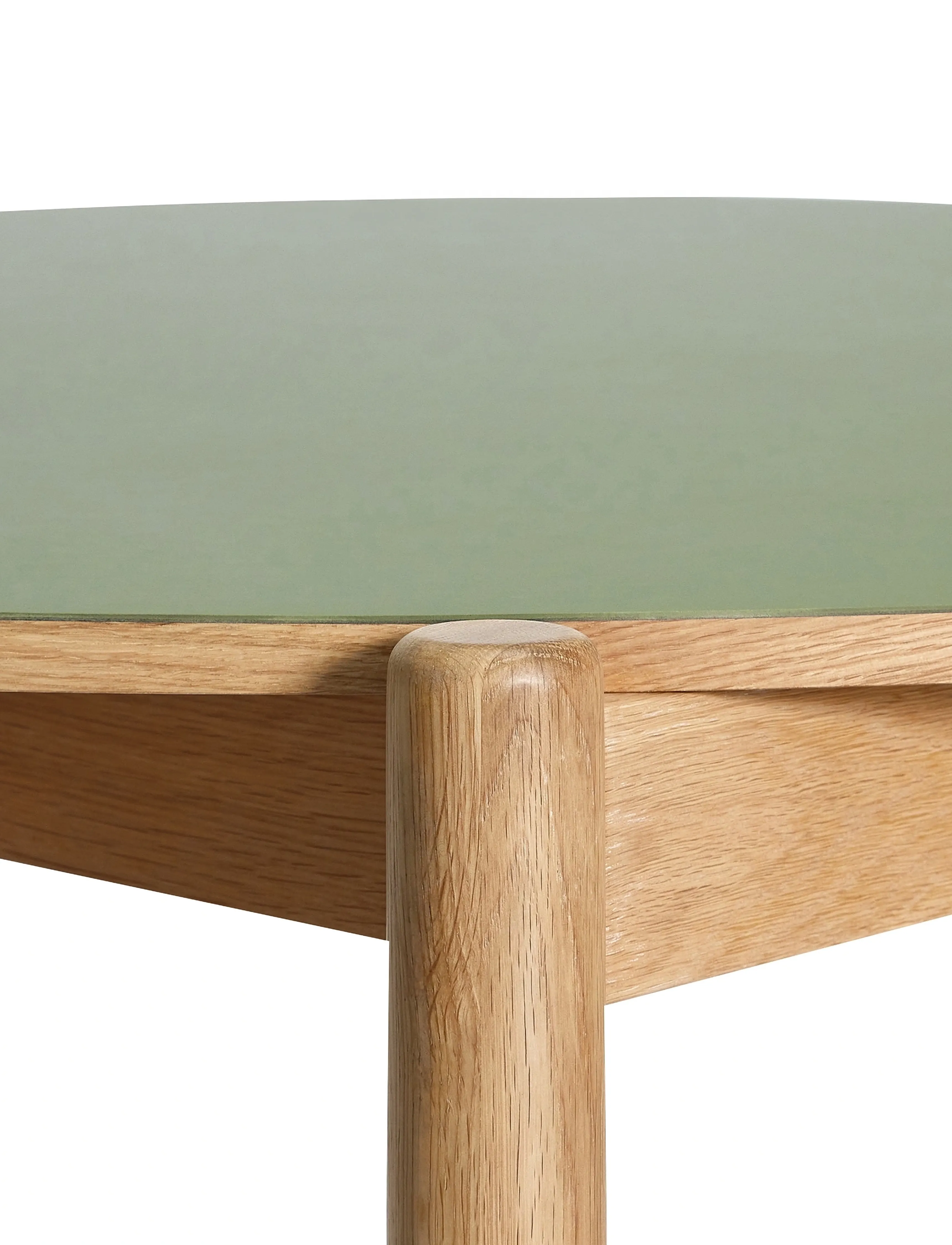 Hübsch - Oblique Dining Table Round Olive - spiseborde - natural,olive - 4