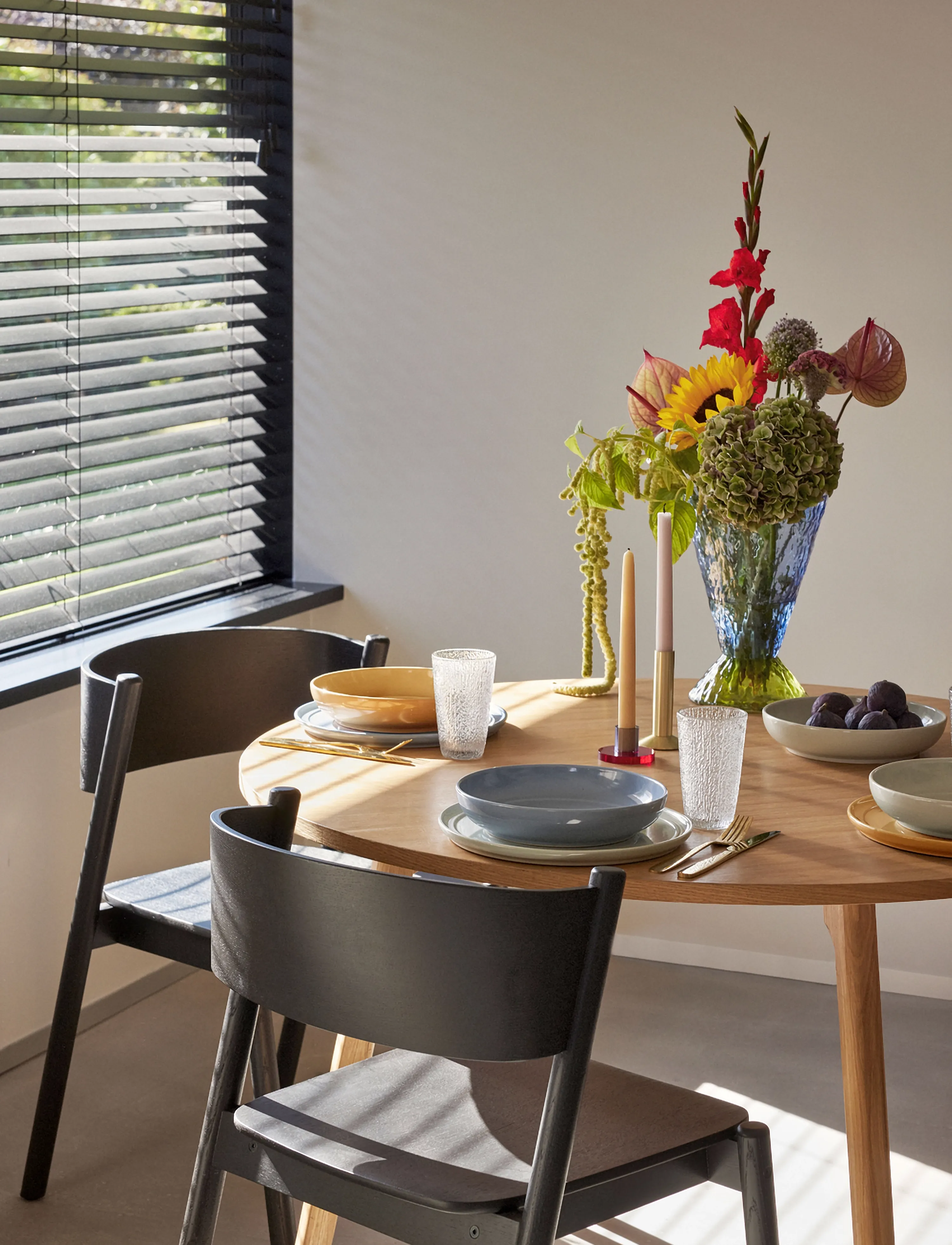 Hübsch Oblique Dining Chair, 55X51XH80 cm, Chairs & Stools, Schwarz - Chairs, Homeware