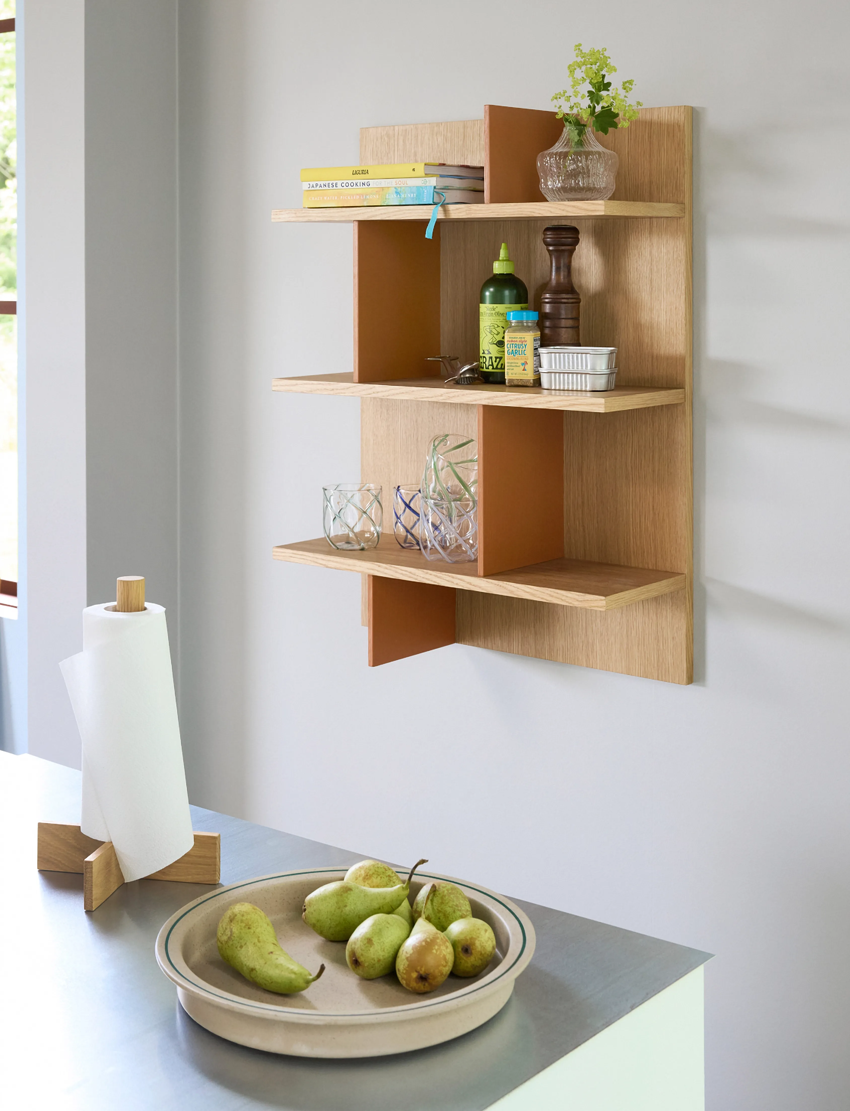 Hübsch Stand Reol Eg/Rød,, Gr.60X22X80CM