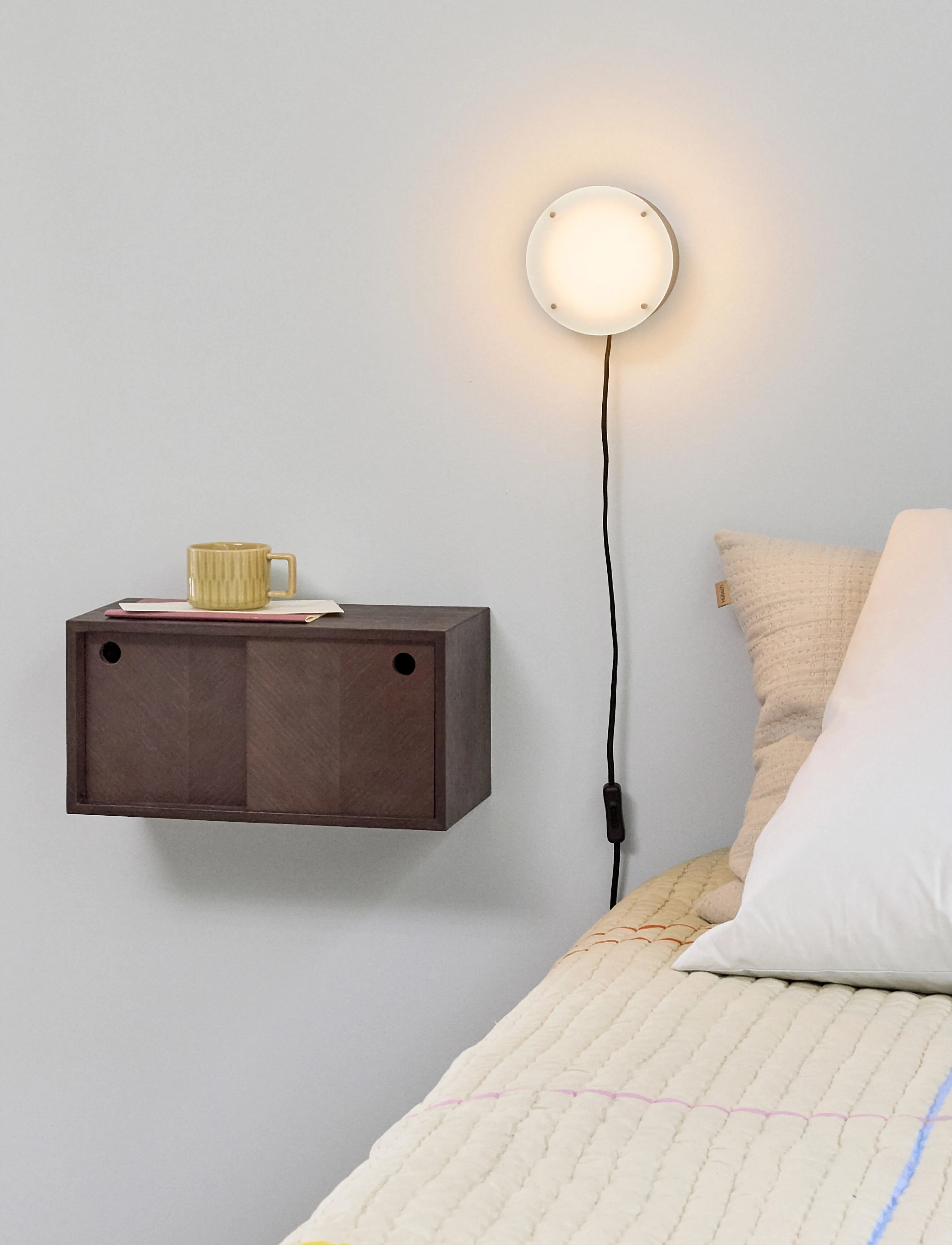 Hübsch - Herringbone Shelf Poplar - regale und verwahrung - brown - 0
