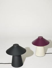 Hübsch - Chipper Table Lamp - schreibtisch- & tischlampen - black - 3