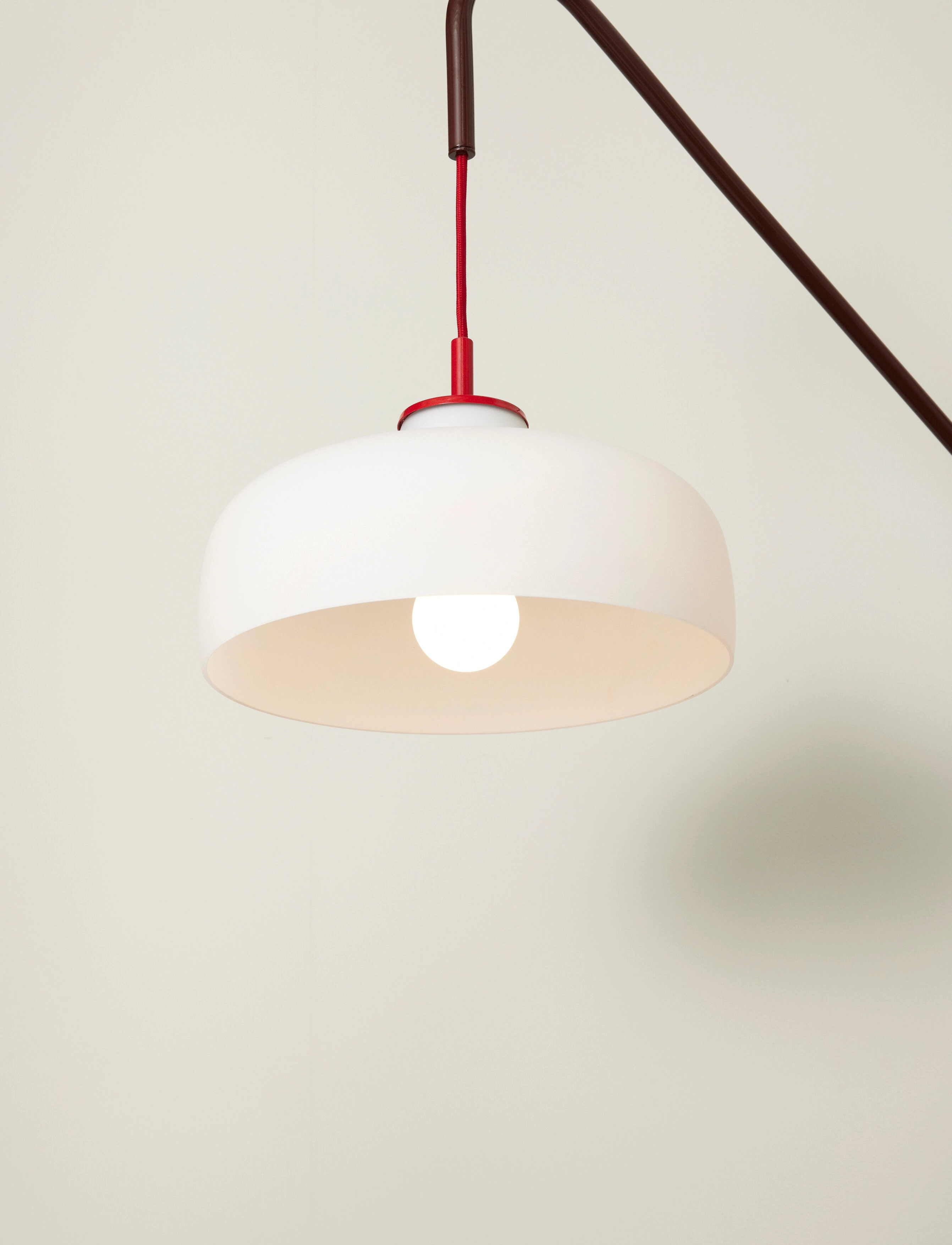 Hübsch - Current Wall Light - sienas lampas - light red - 2