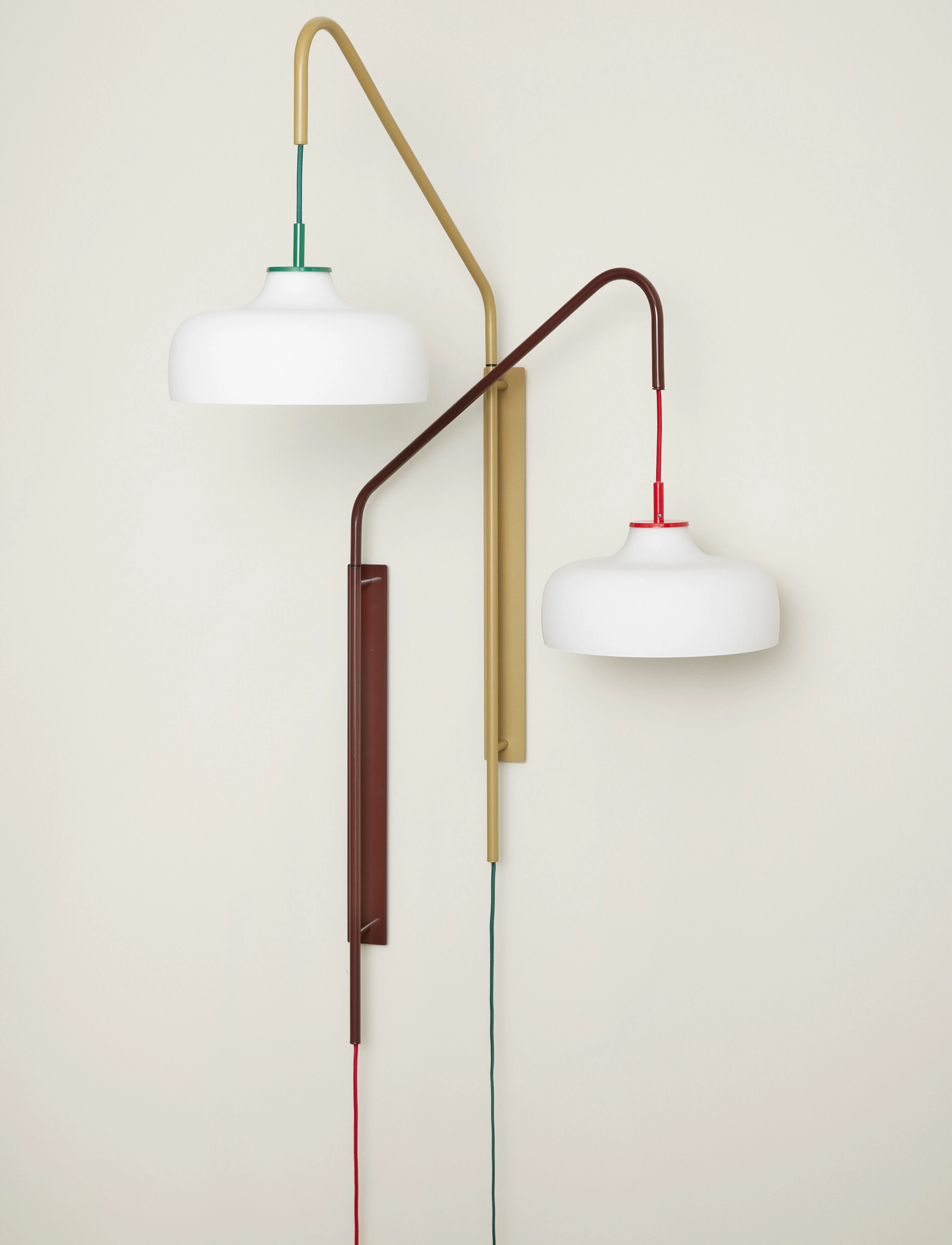 Hübsch - Current Wall Light - sienas lampas - light red - 3