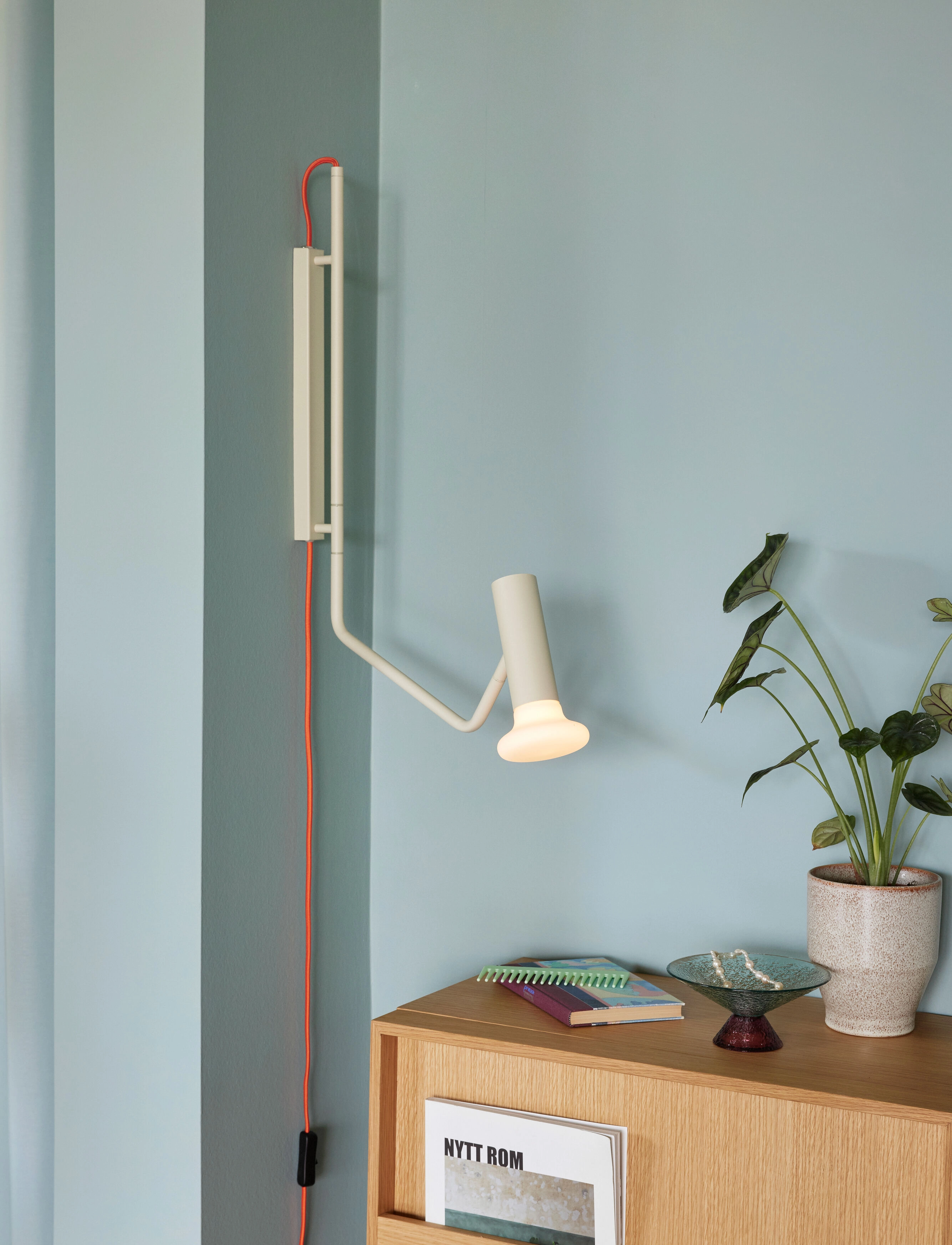 Hübsch Wally Væglampe, 45X10XH58 cm, Lamps, Grau - Wall Homeware