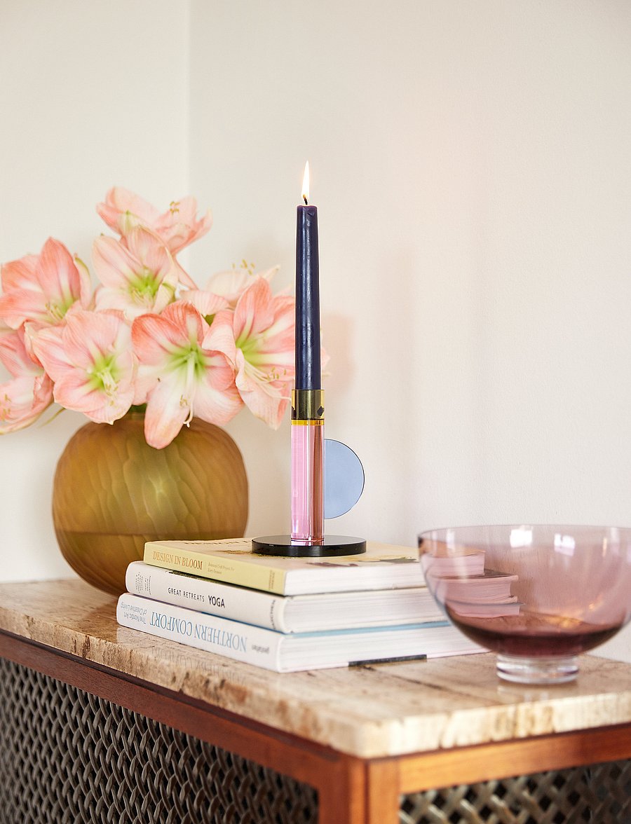 Hübsch - Astro Tealight Holder - teeküünlahoidjad - pink/yellow/green/blue - 3