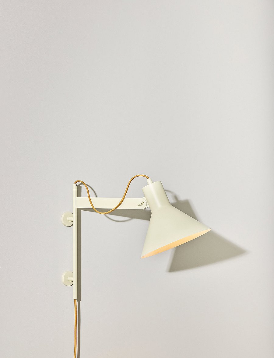 Hübsch - Studio Wall Lamp - seinalambid - green - 0
