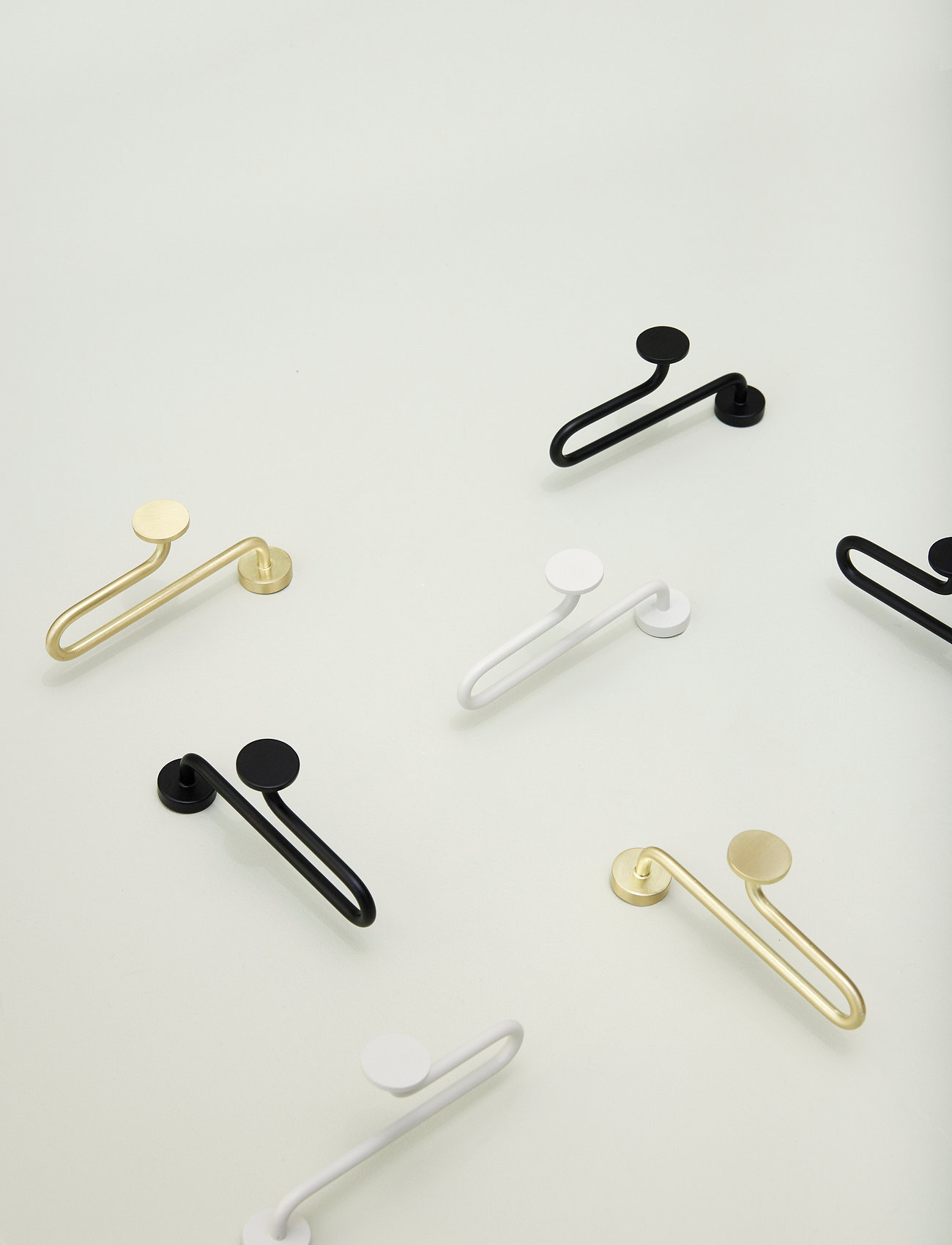 Hübsch Swing Knag, One Size, Hooks & Knobs, Gold - Hooks, Homeware