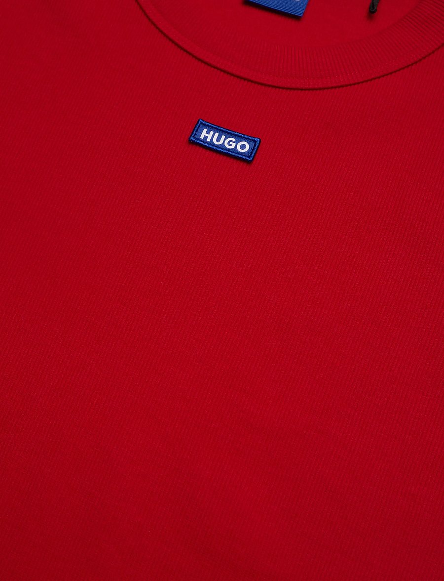 HUGO BLUE - Baby Tee_B - crop tops - dark red - 5