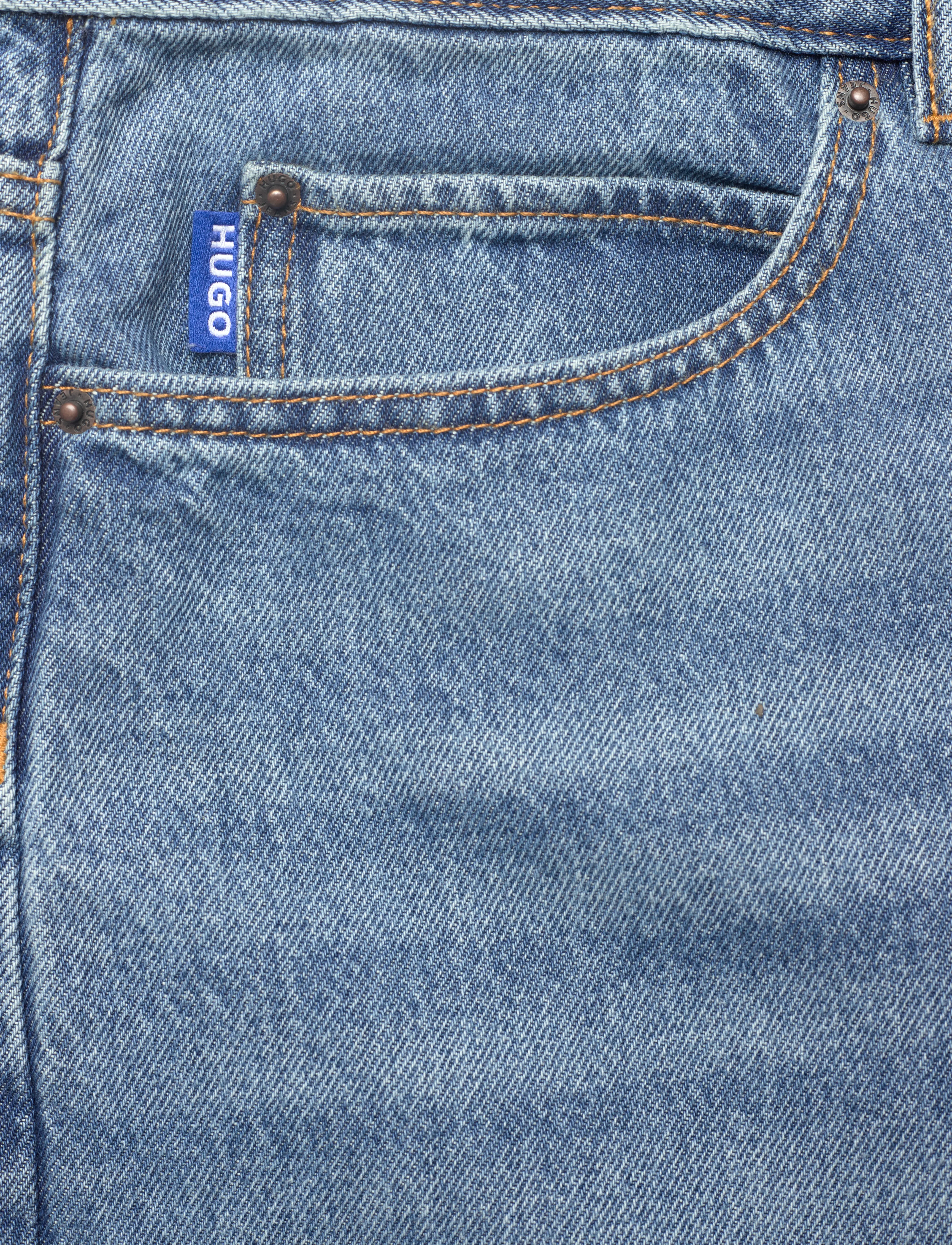 HUGO BLUE - Skate shorts - jorts - bright blue - 2