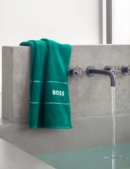 Boss Home - PLAIN Bath towel - laveste priser - evergln - 4