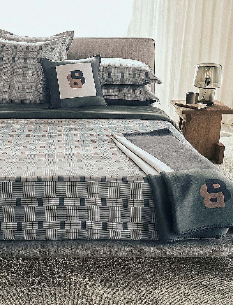 Boss Home - MANIFEST Duvet cover - tekikotid - multicolor - 0